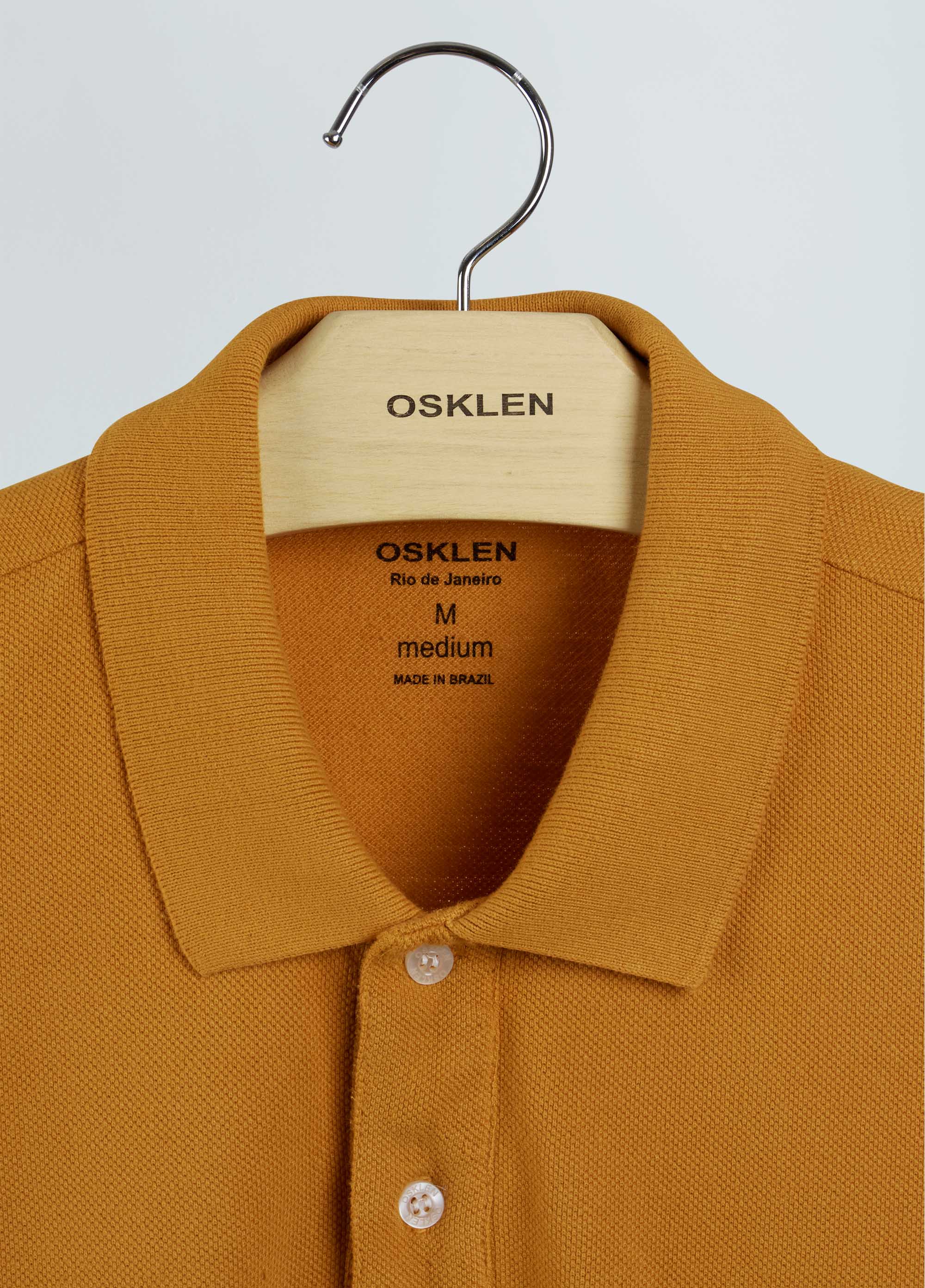 Polo  brasão embossed color