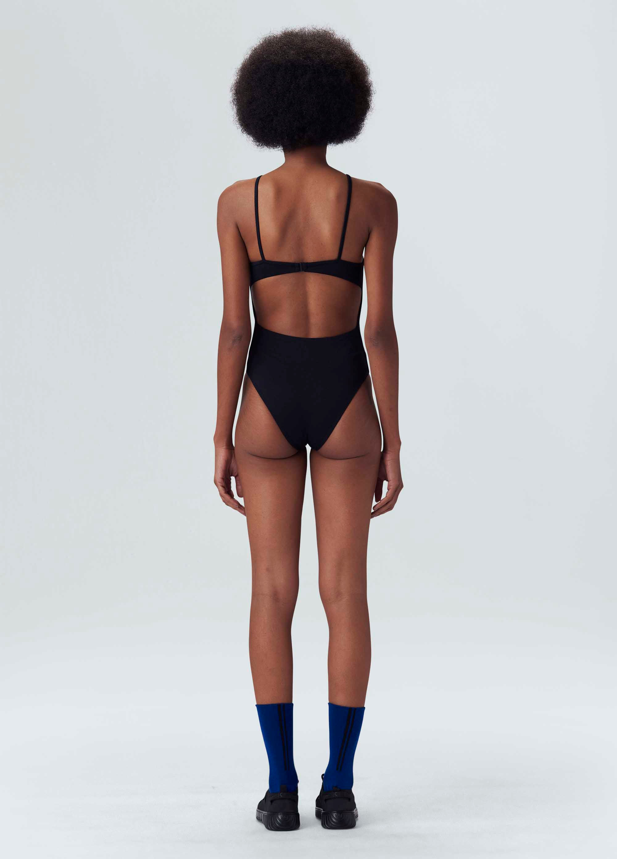 Maiô halter crisp