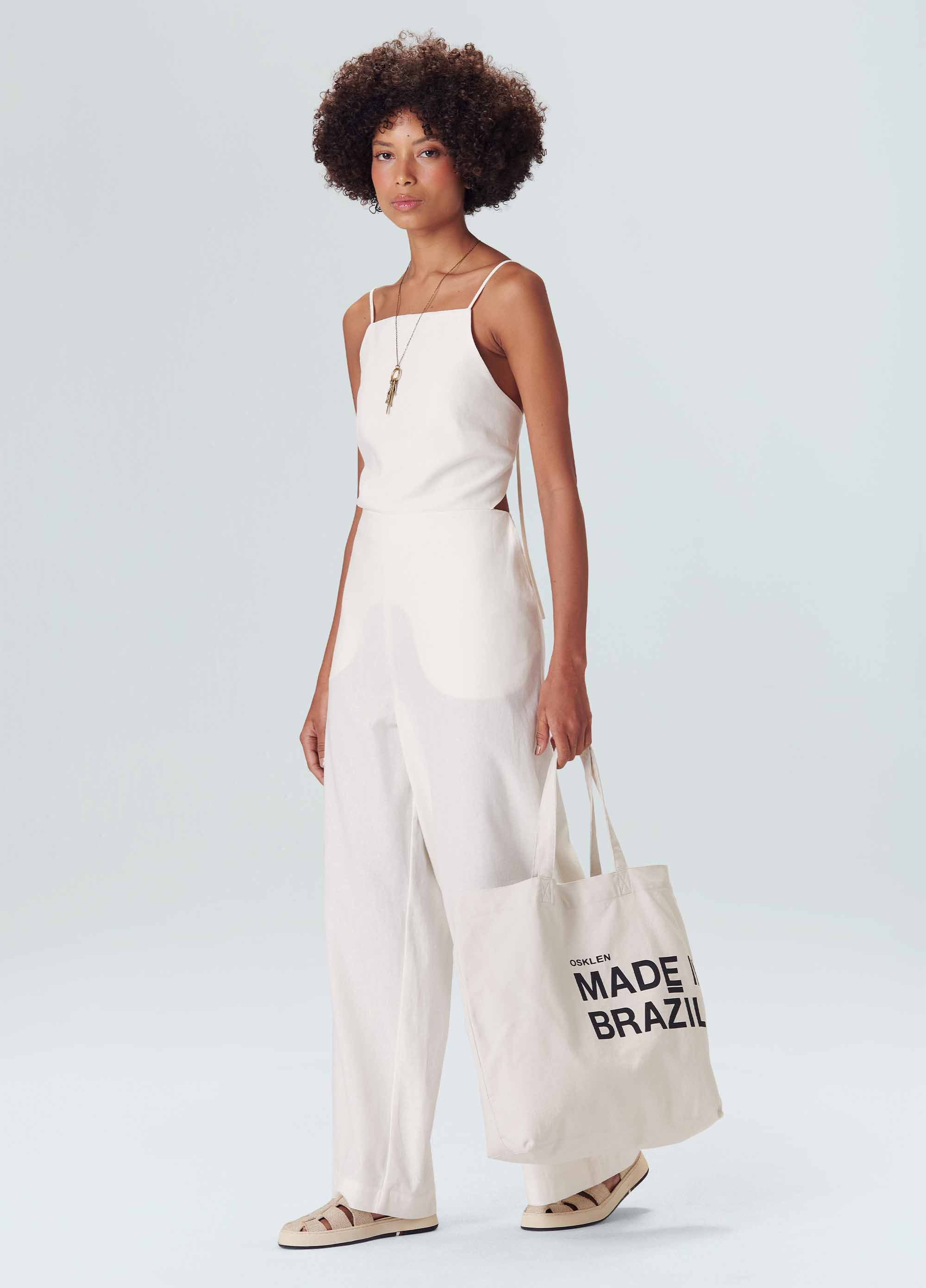 Macacão linen alça