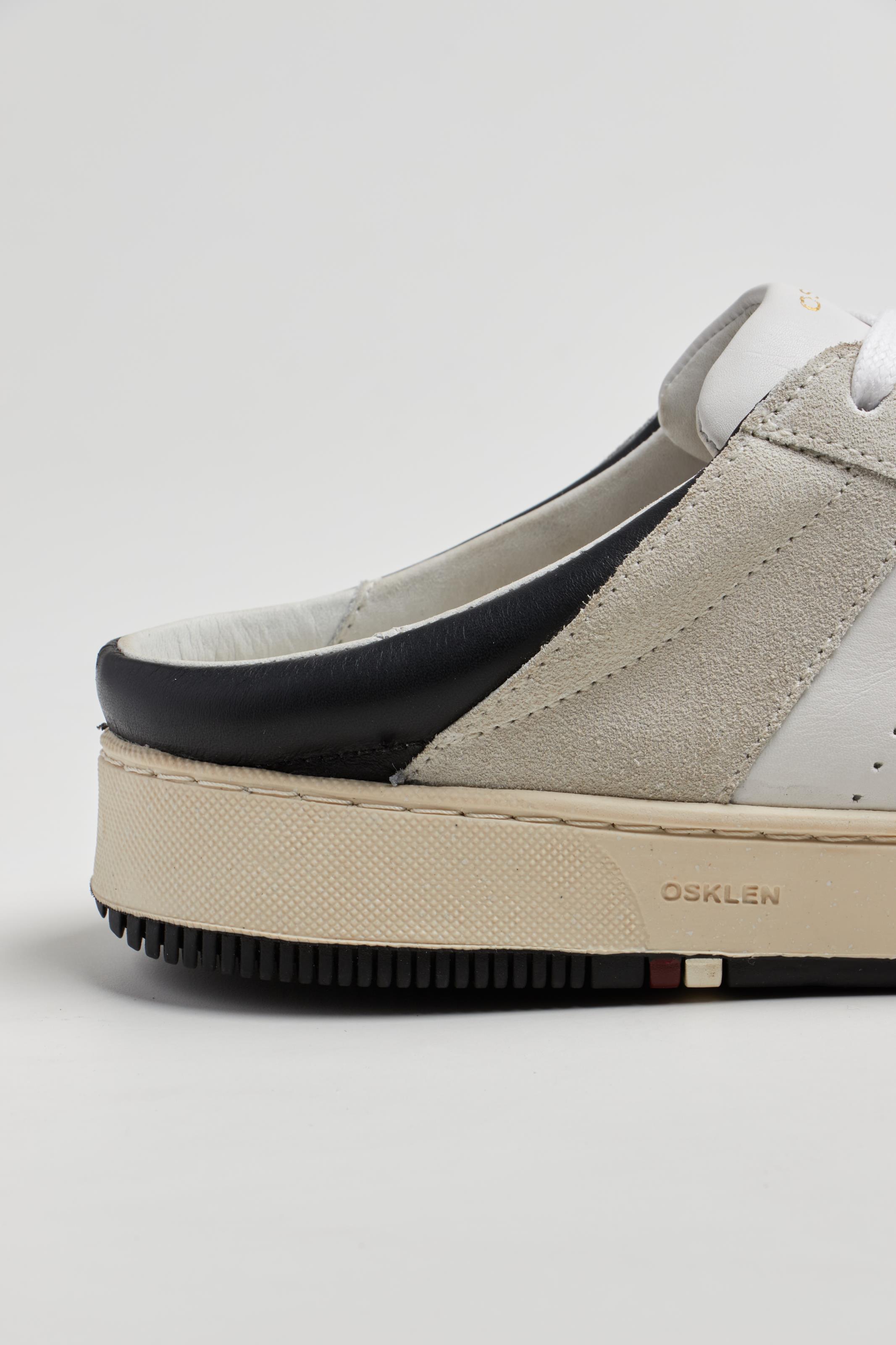 Mule soho laces