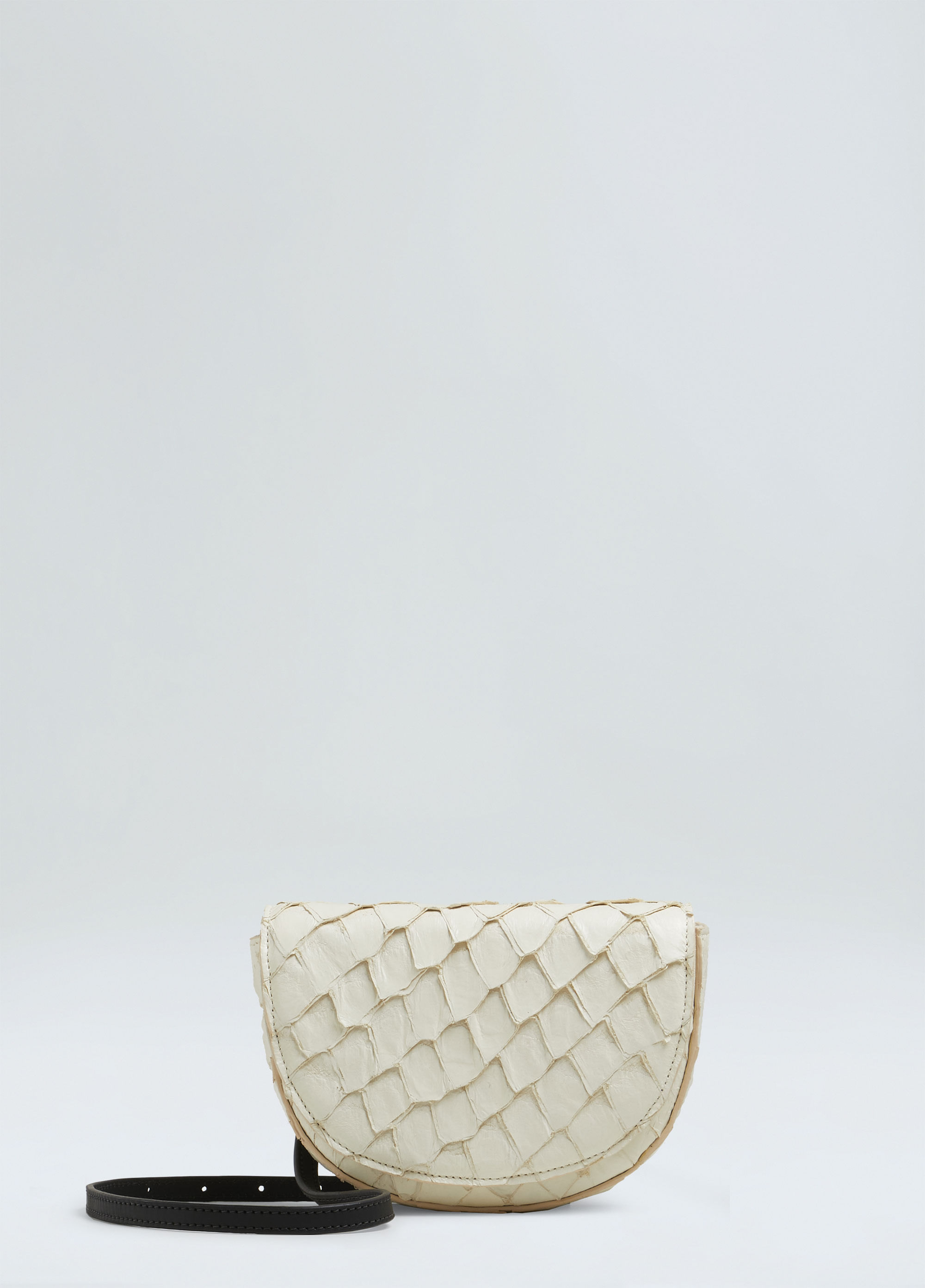 Bolsa pochete pirarucu moon