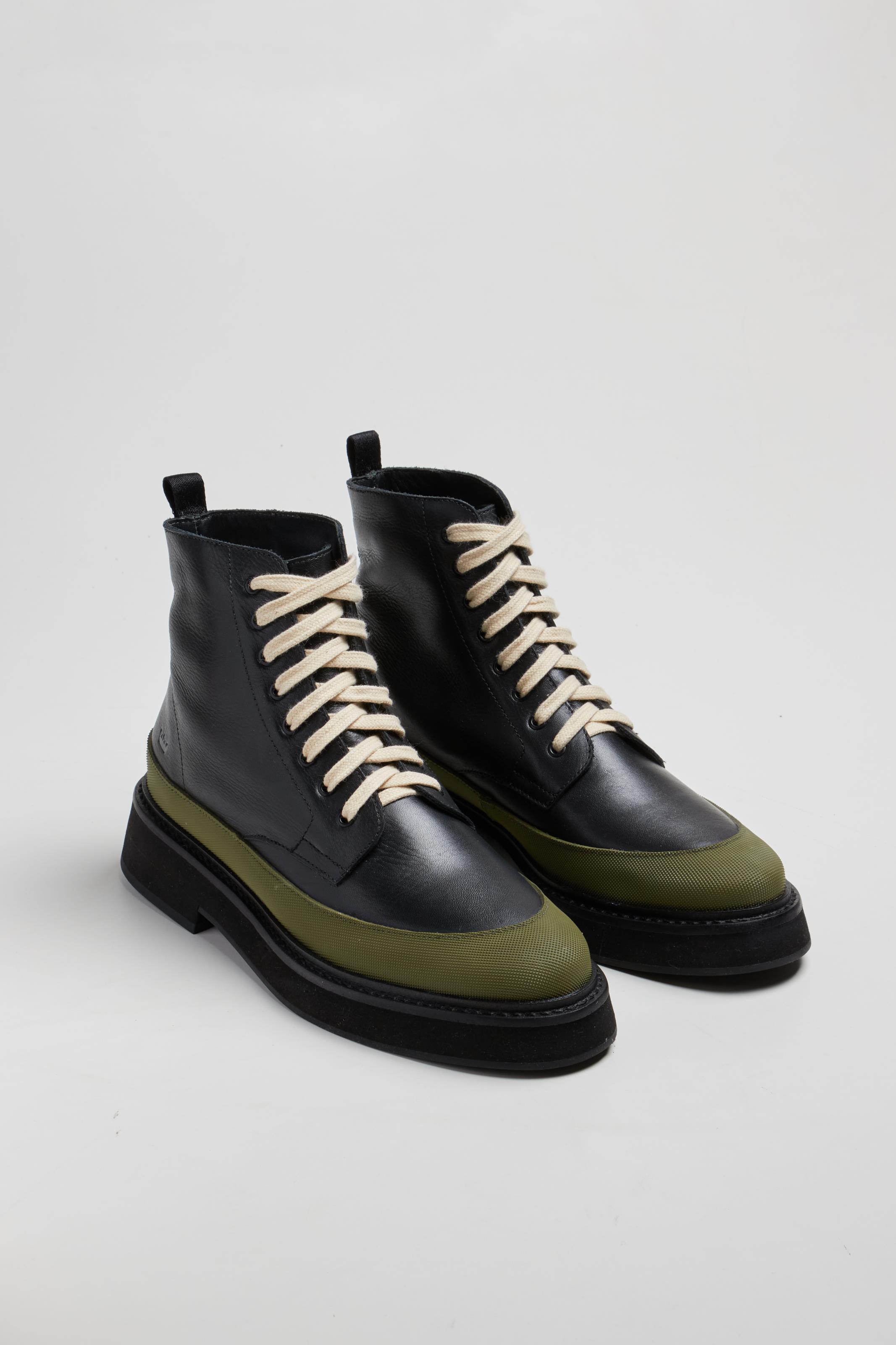 Bota coturno bicolor