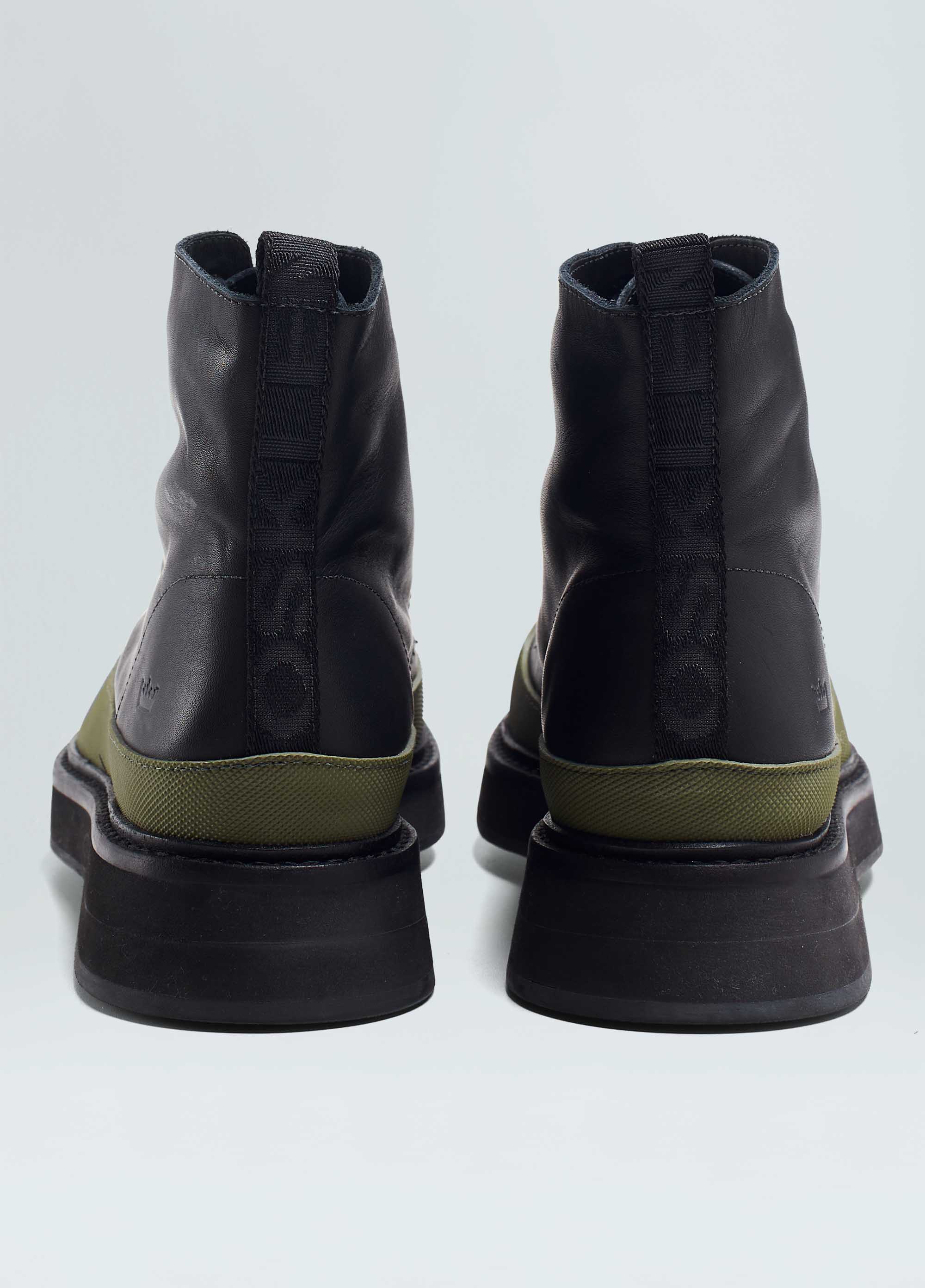 Bota coturno bicolor
