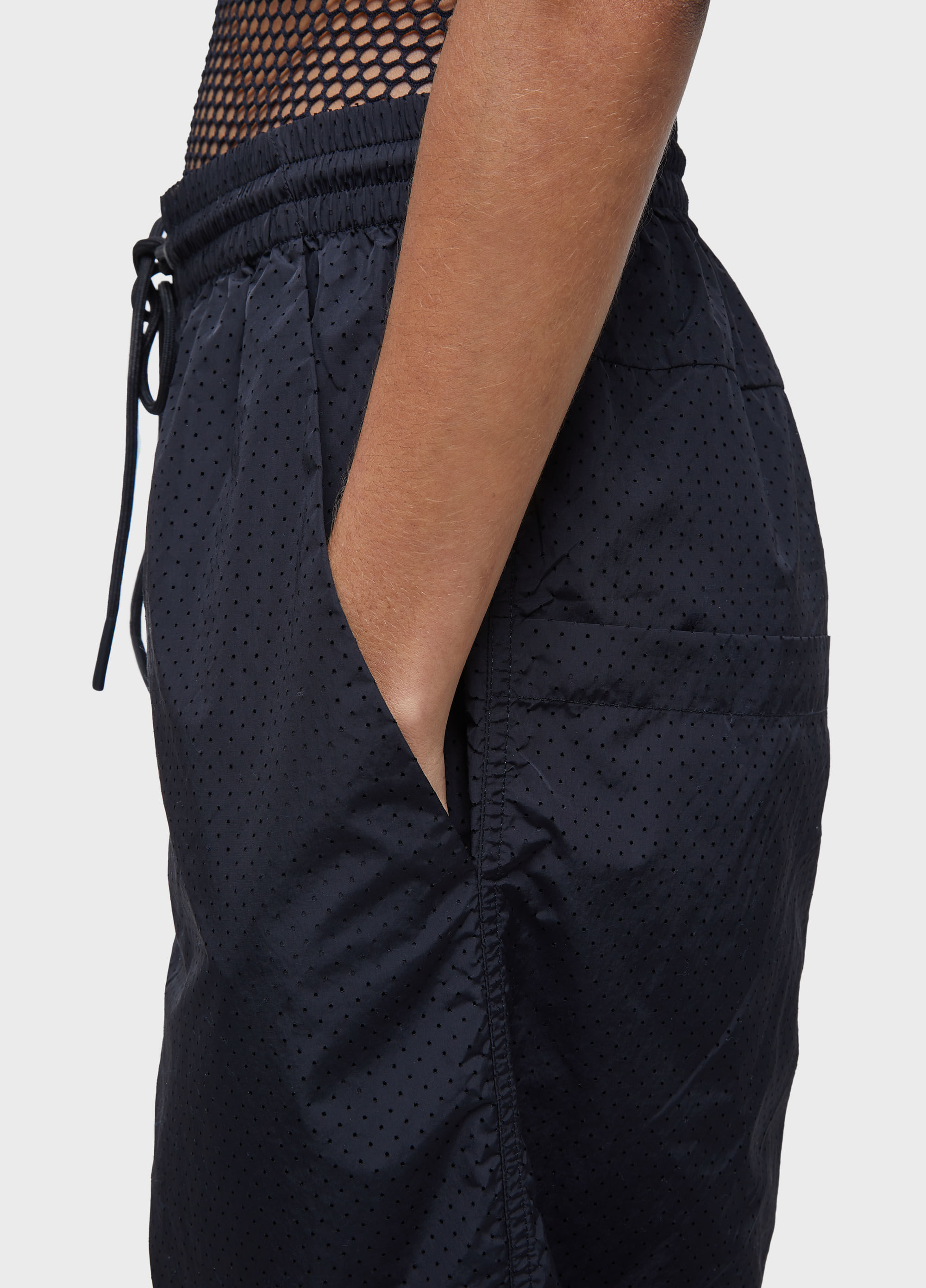 Calça superlight microfuros