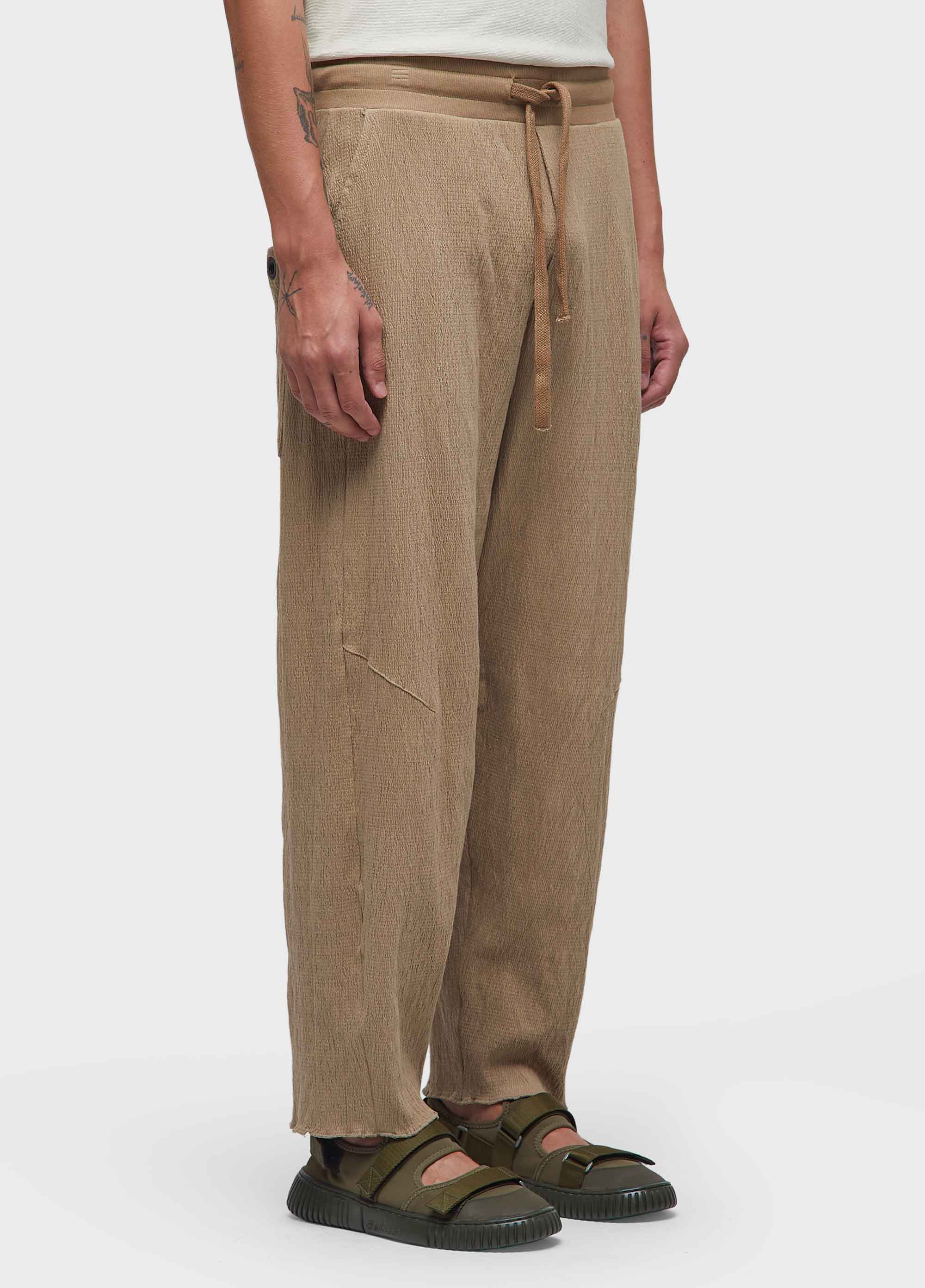 Calça wrinkled yogue new