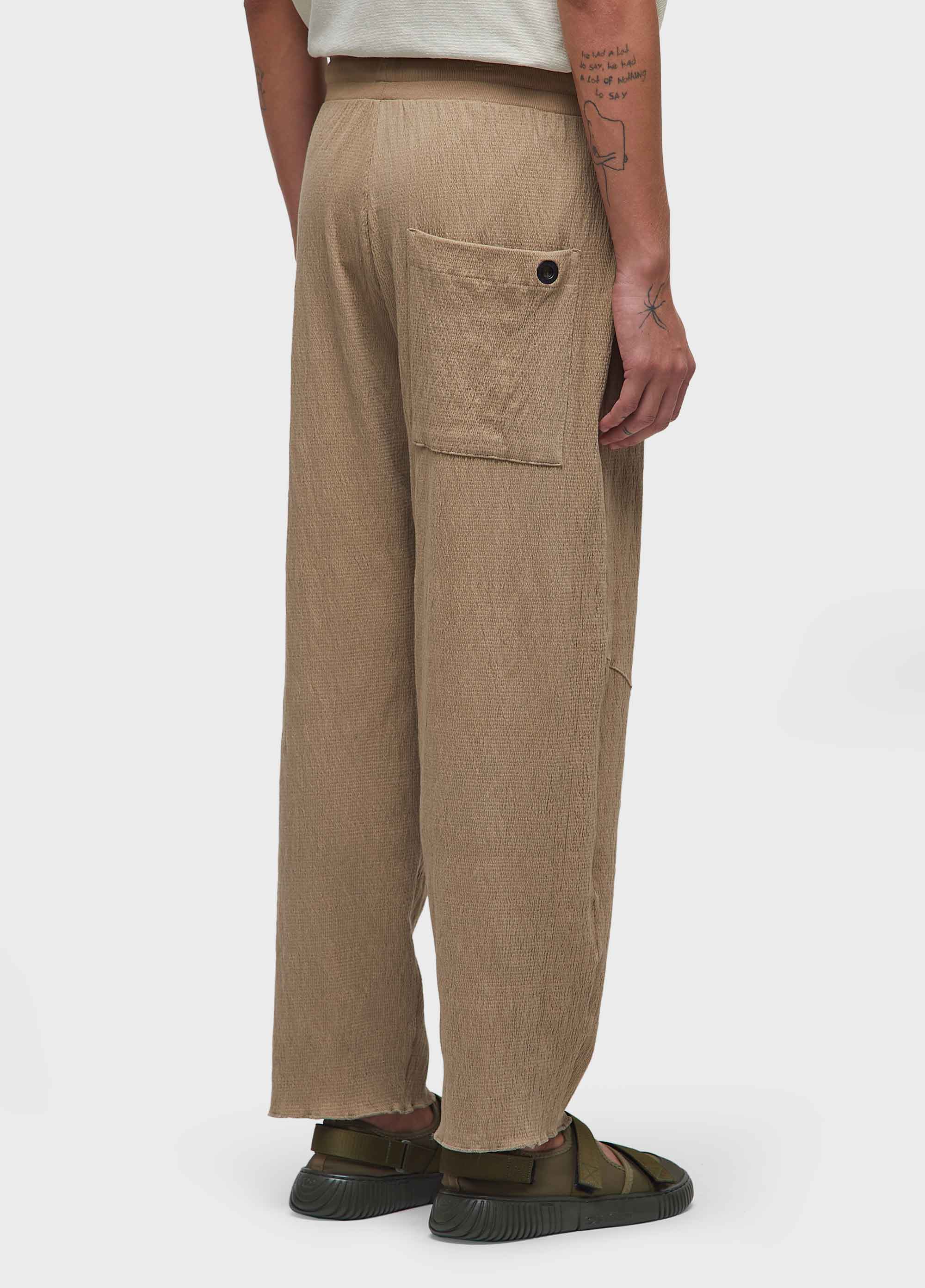 Calça wrinkled yogue new