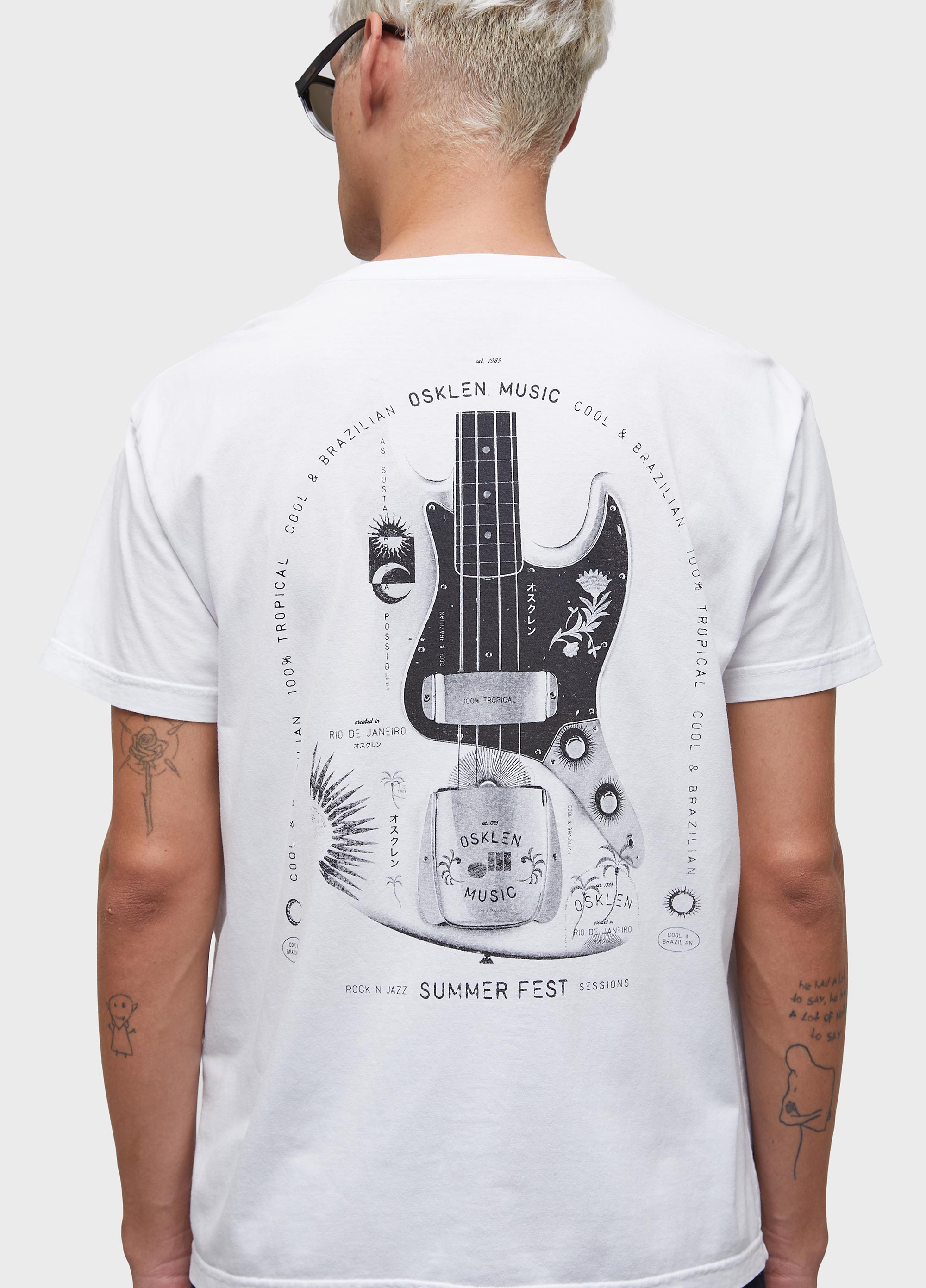T-shirt stone trace bass