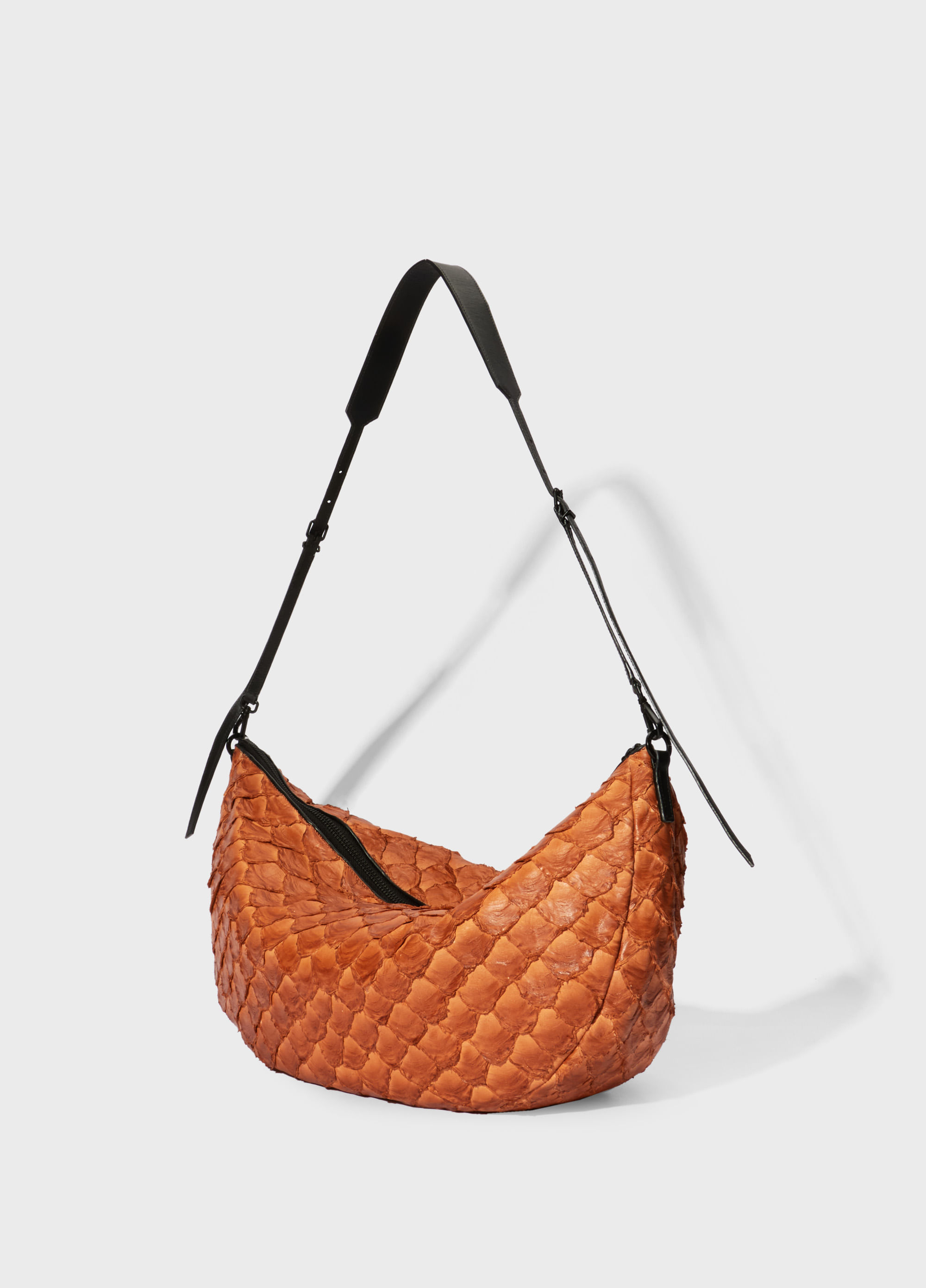 Andiroba pirarucu soft bag