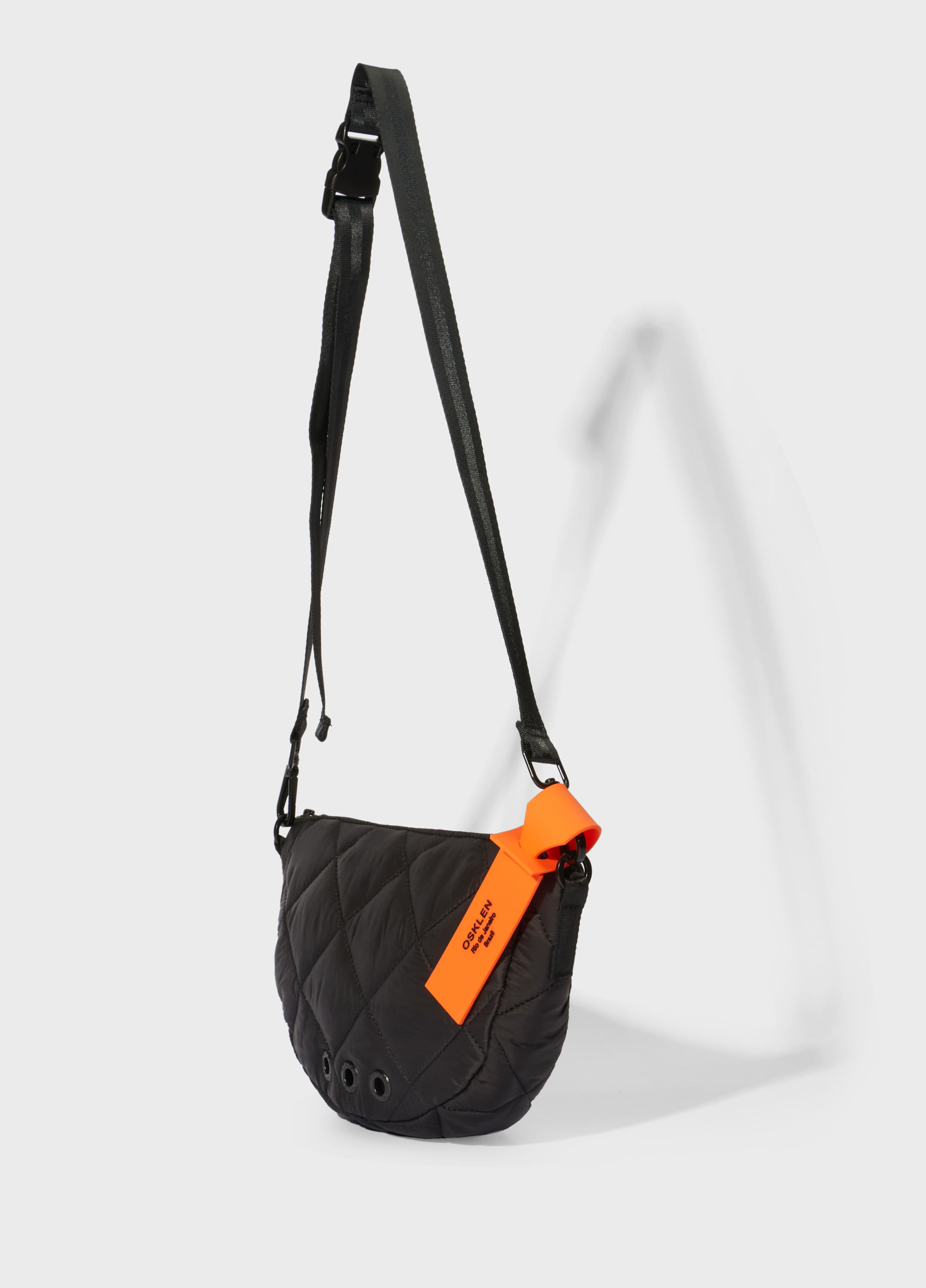 Bolsa mini andiroba nylon matelassê