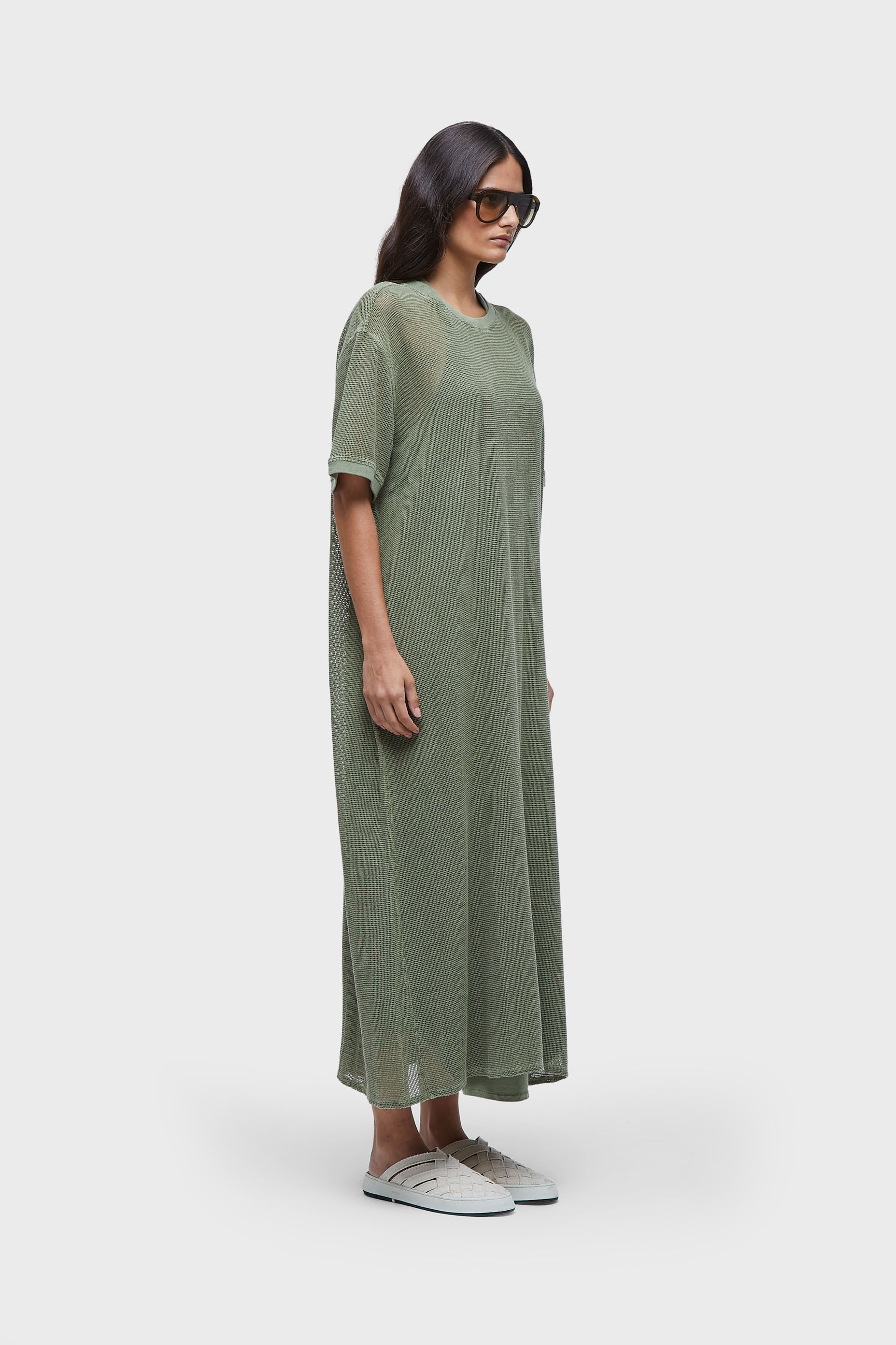 Vestido t-shirt over tela