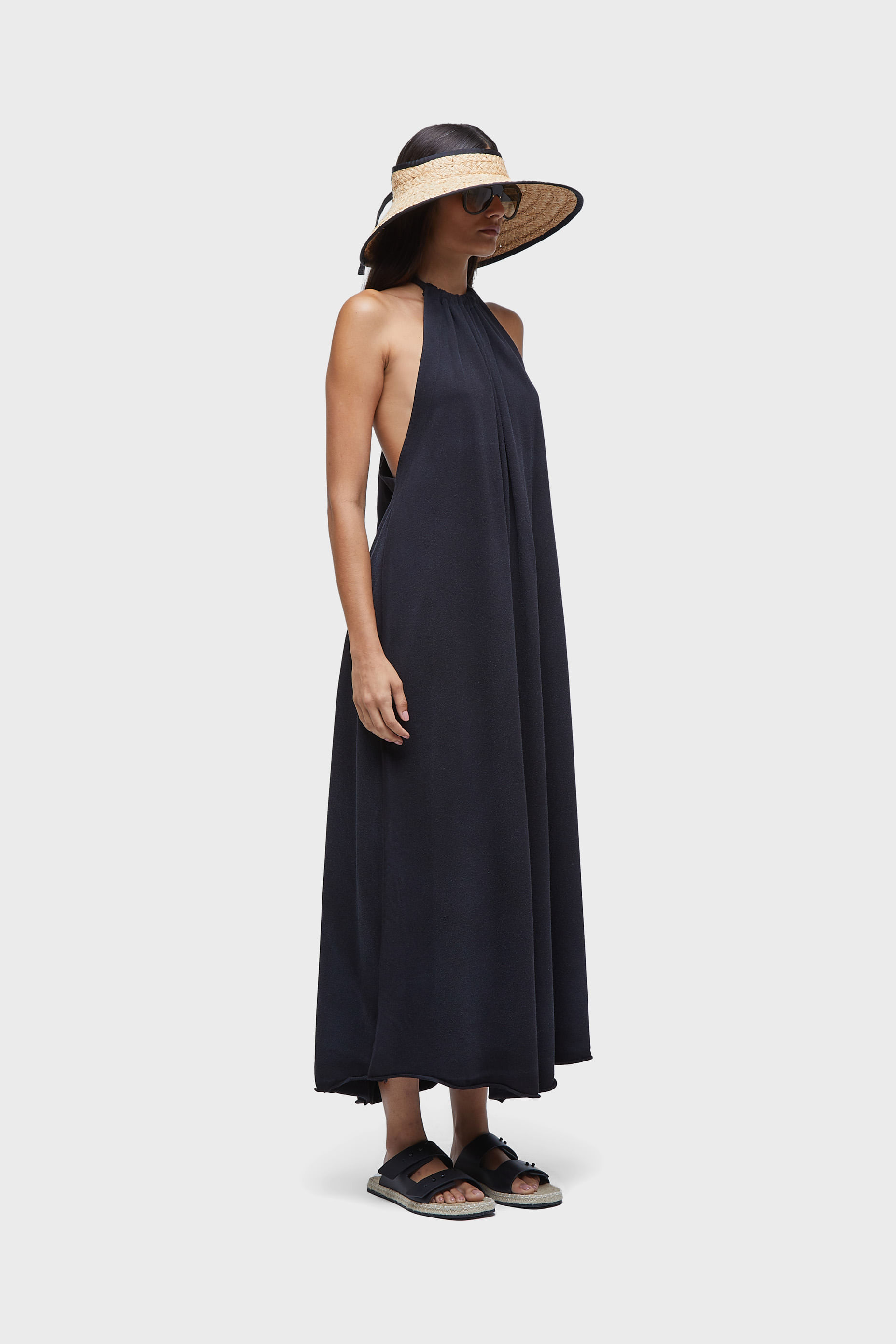 Vestido frente única cordas