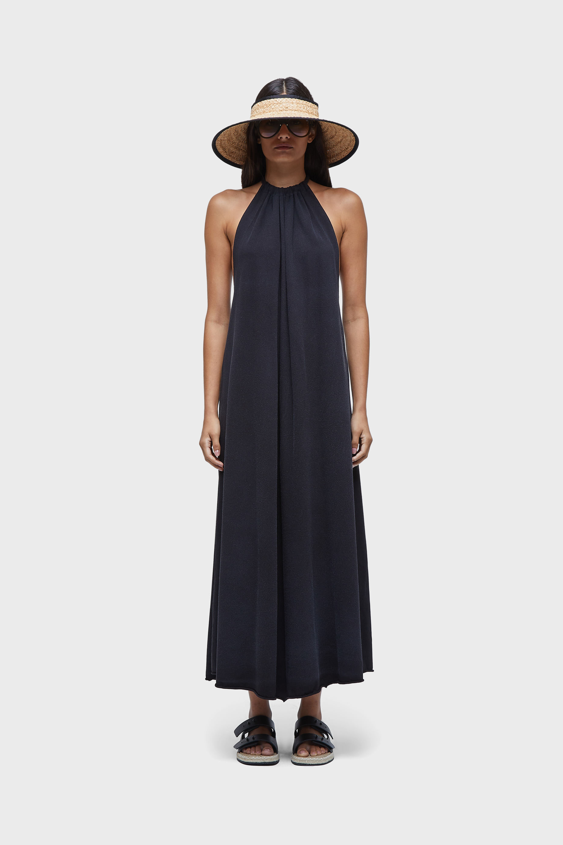 Vestido frente única cordas