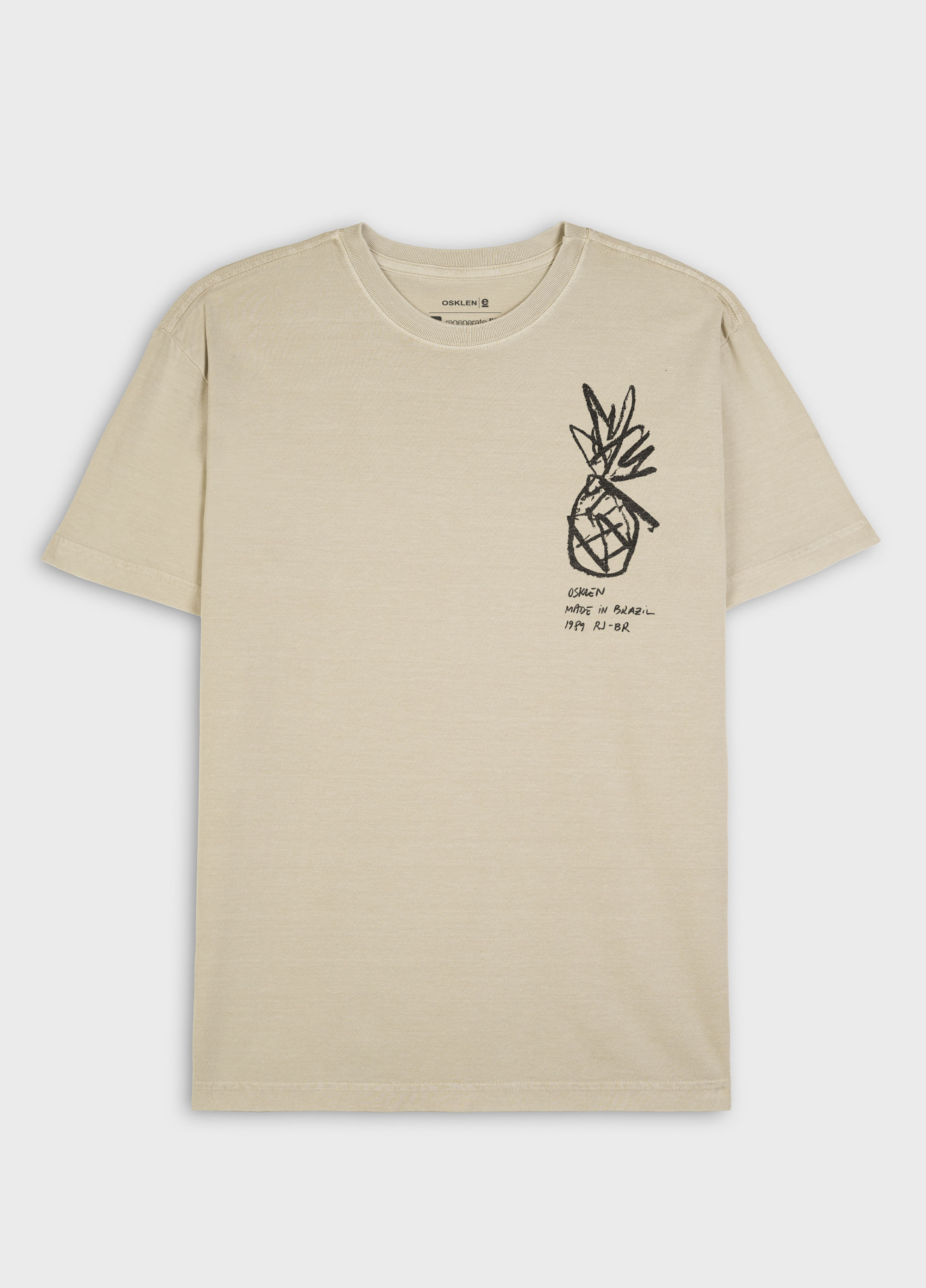 T-shirt stone pineapple sketches