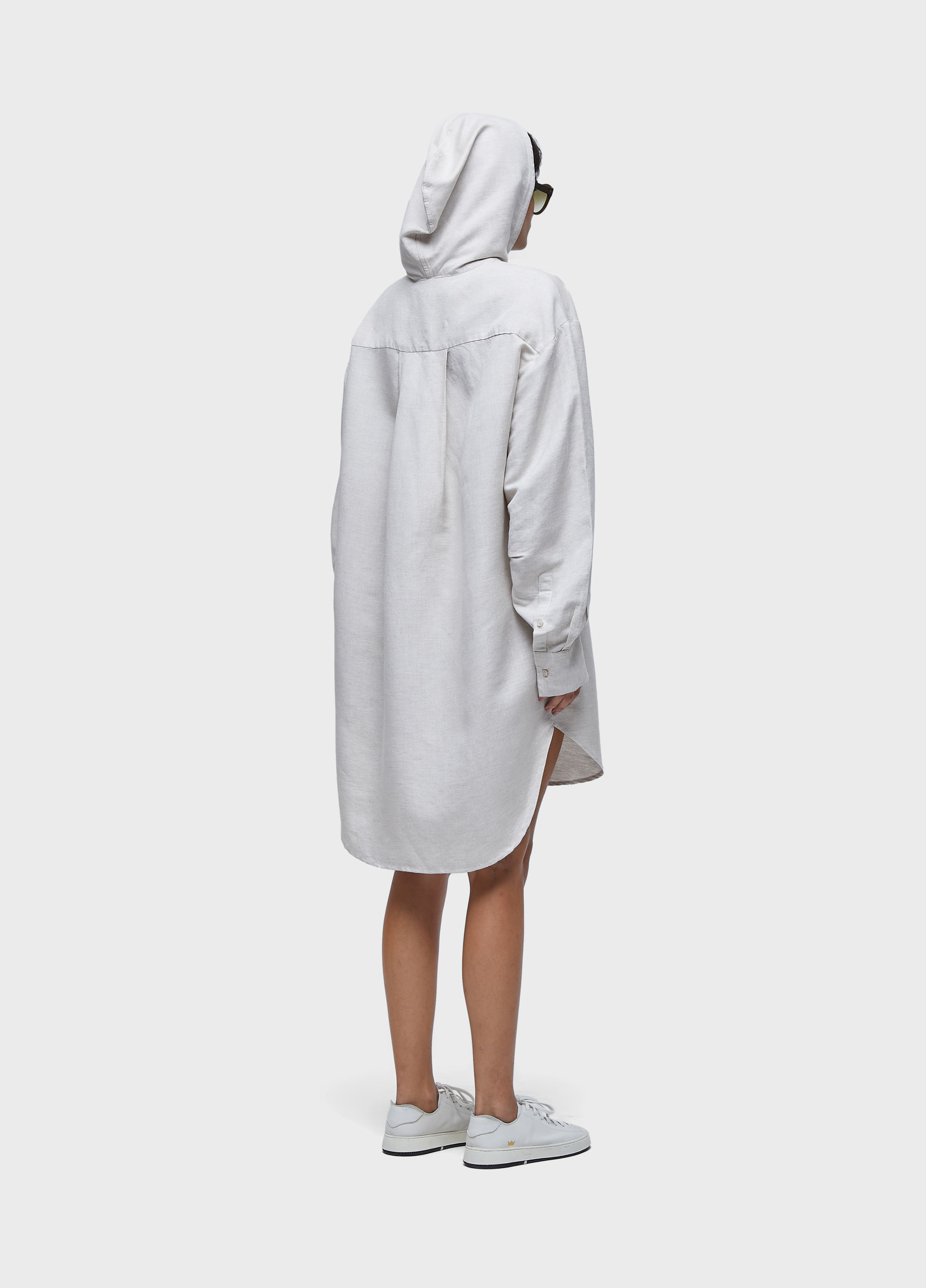Chemise curta capuz linen