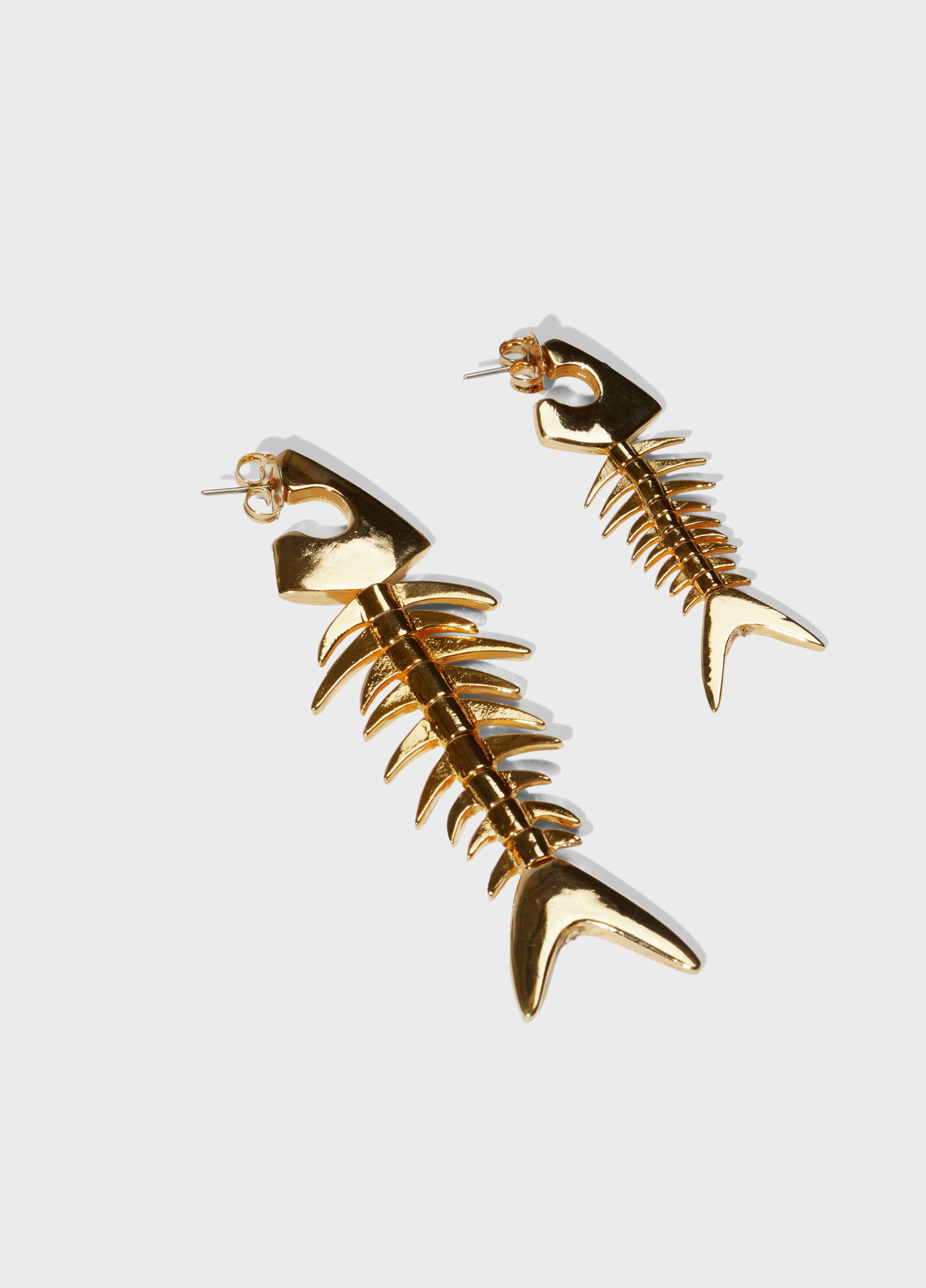 Brinco pirarucu dourado