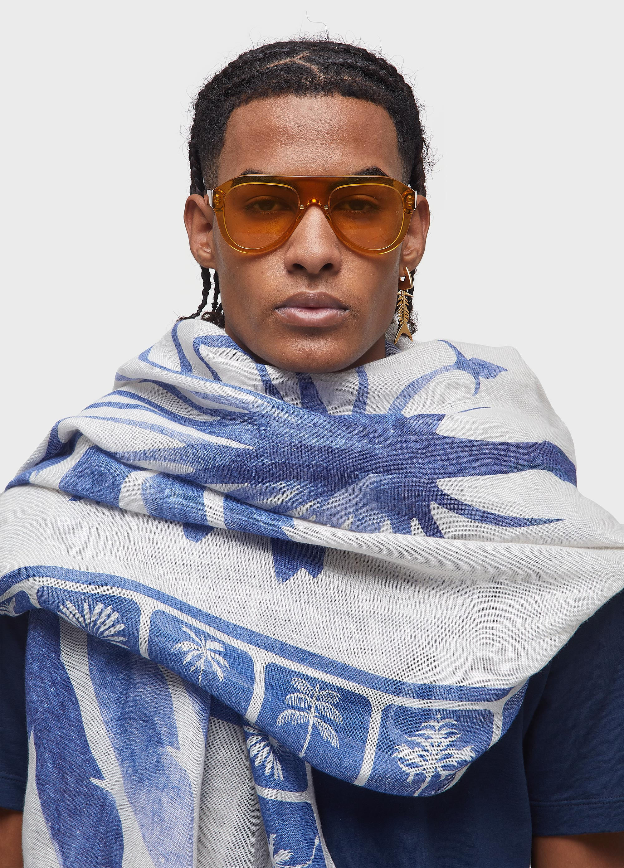 Brinco pirarucu dourado