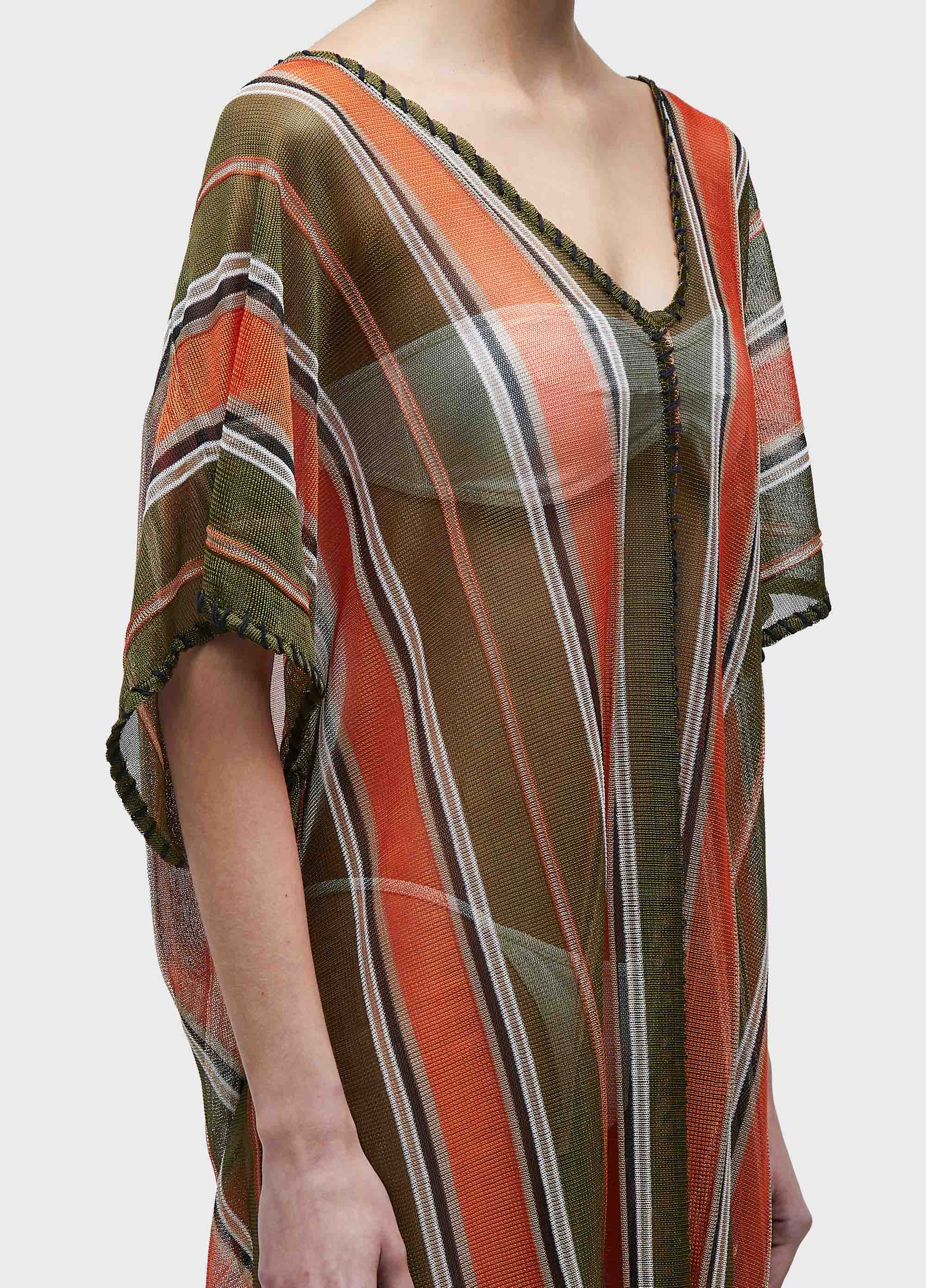 Kaftan tricot pespontos listrado