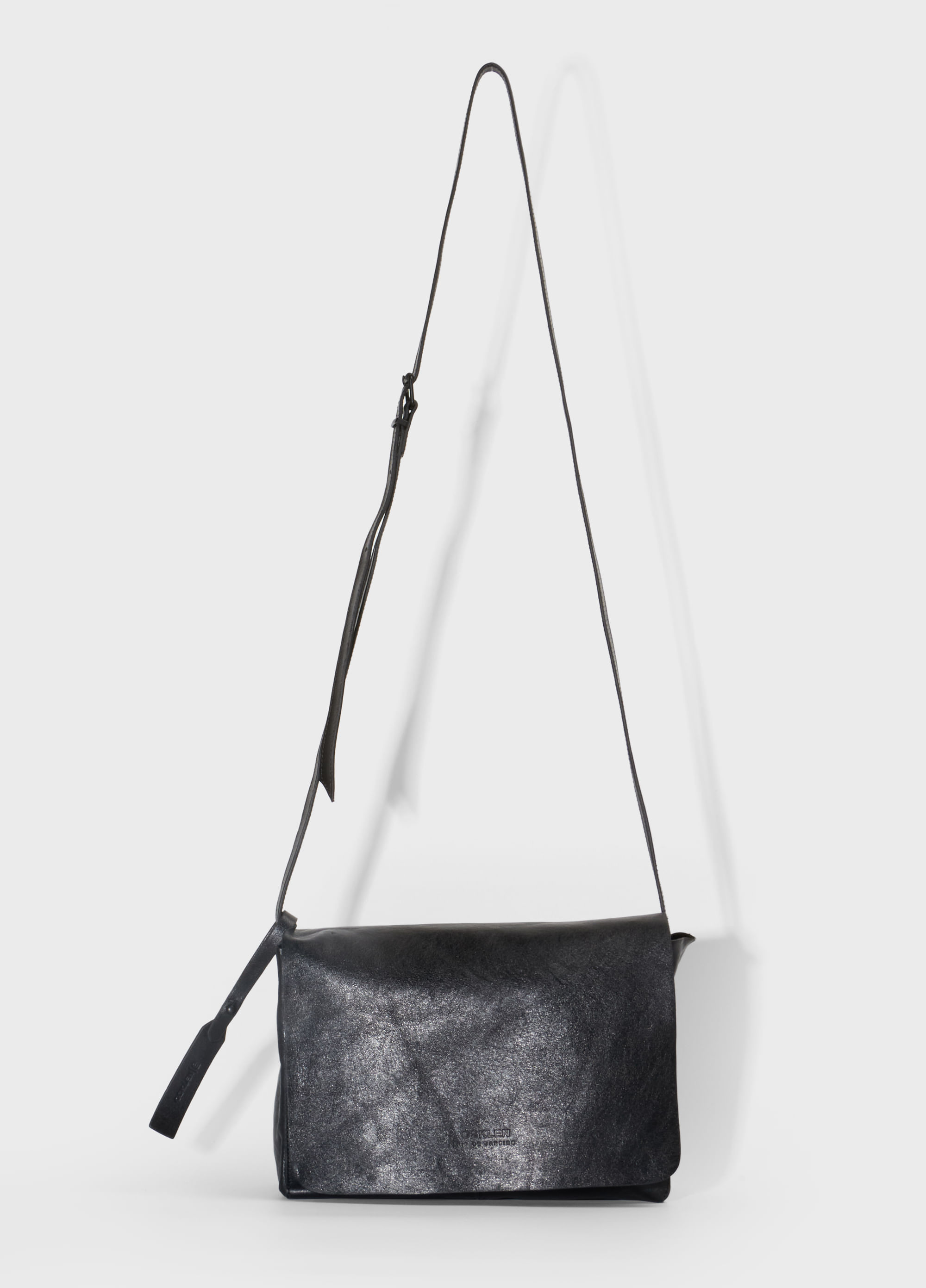 Small leather crossbody e-basics bag