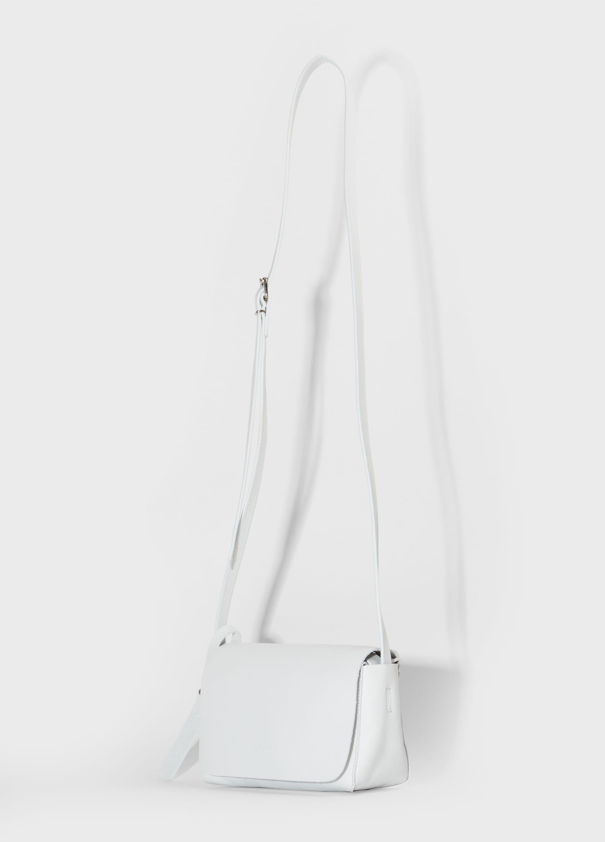 Mini leather crossbody e-basics