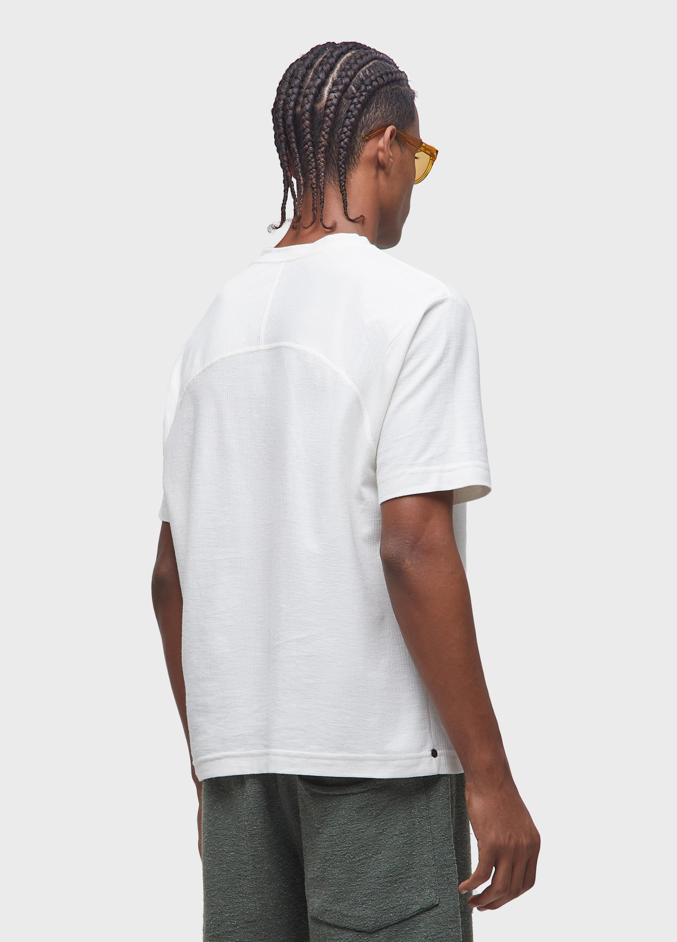 T-shirt over canelado light