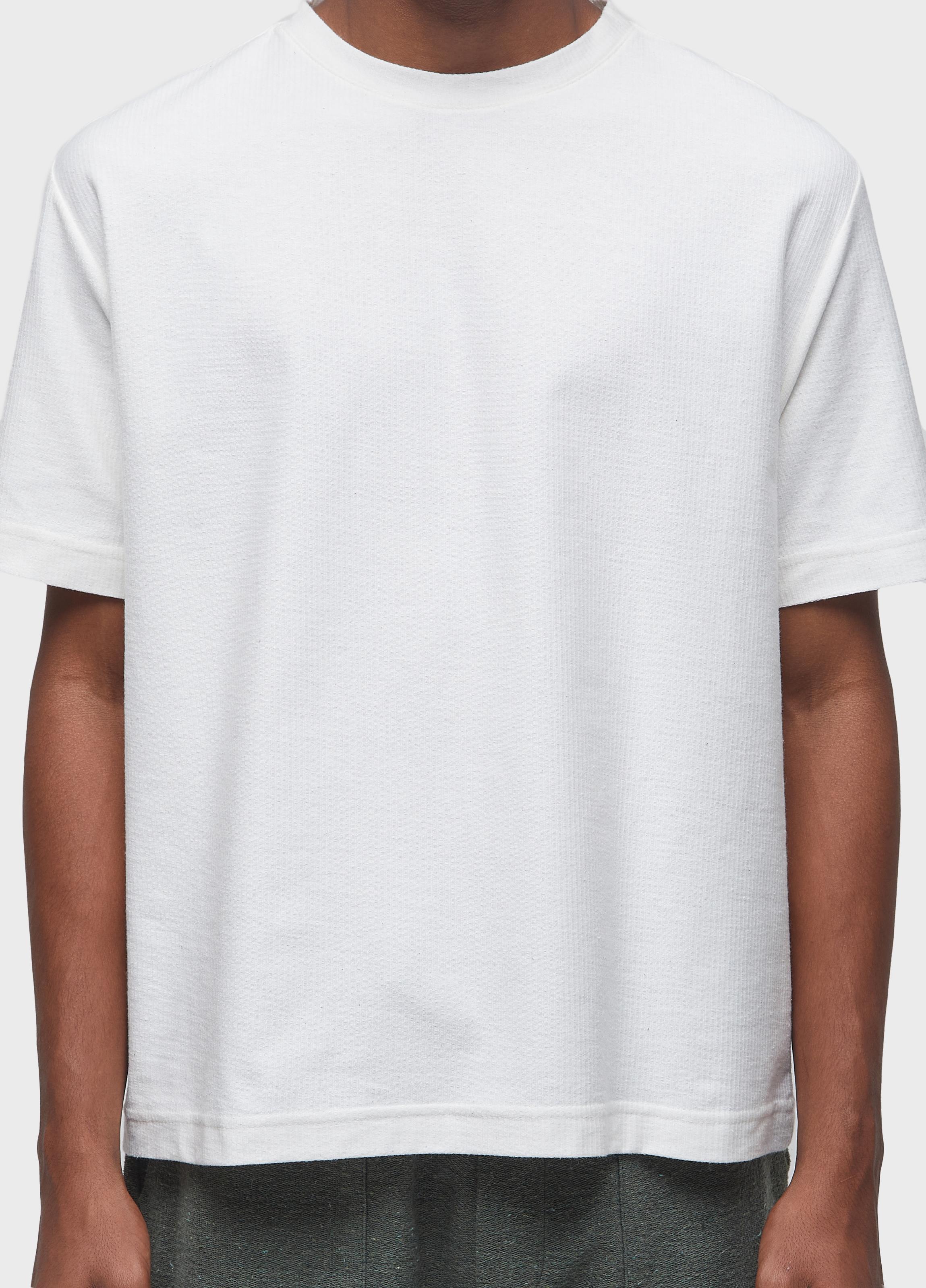 T-shirt over canelado light