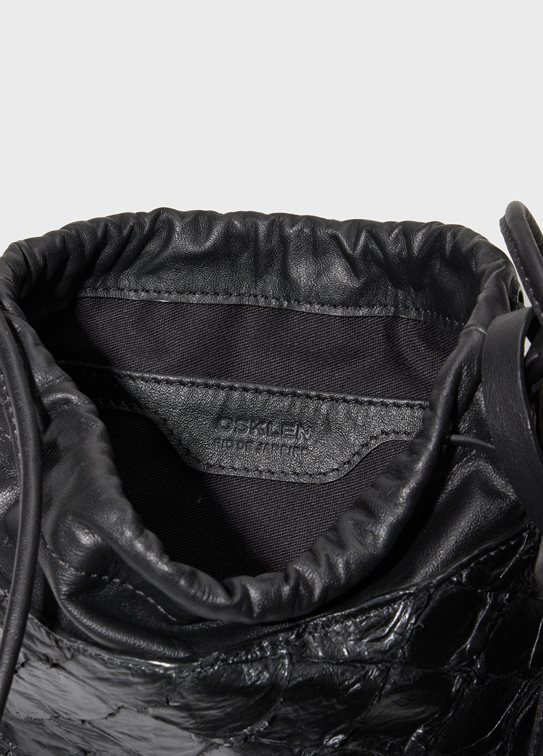Bolsa pirarucu taira