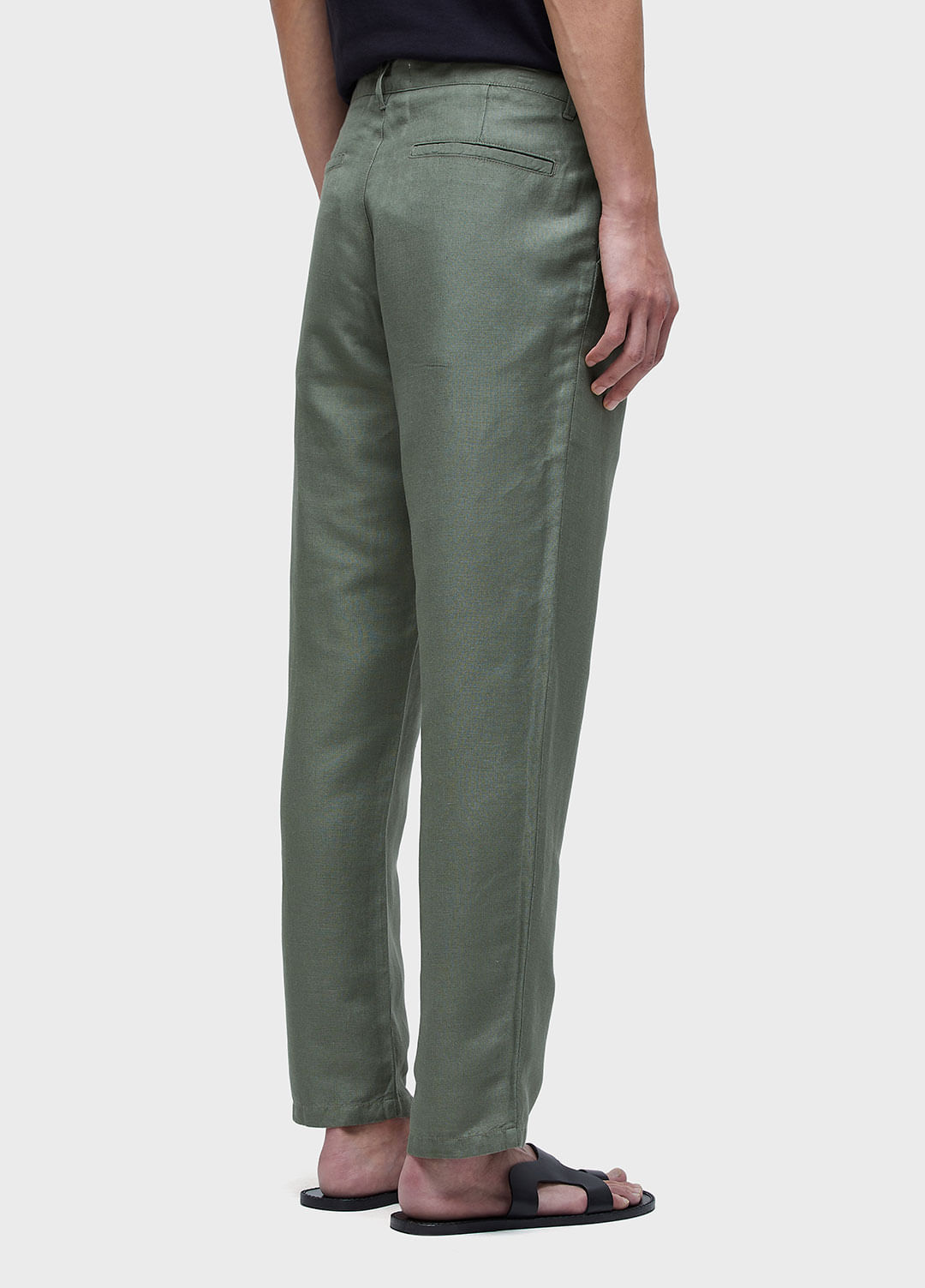 Calça alfaiataria fluid linen