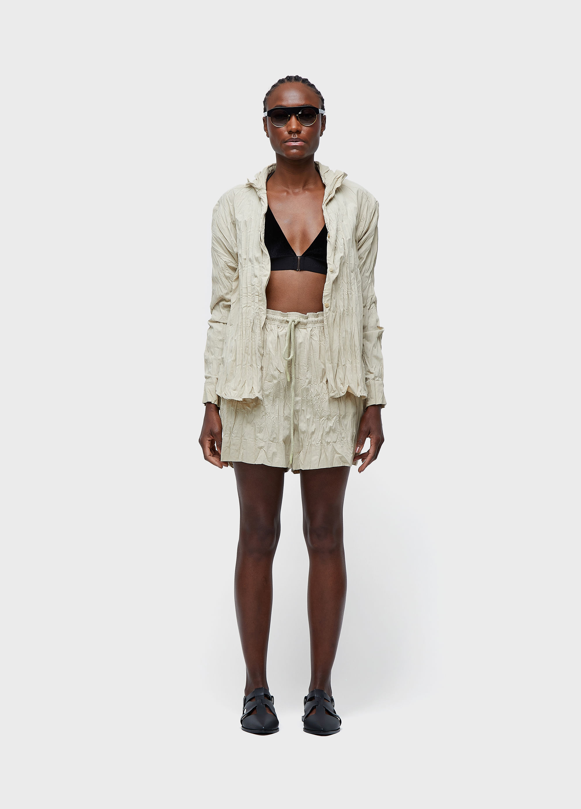 Short wrinkled