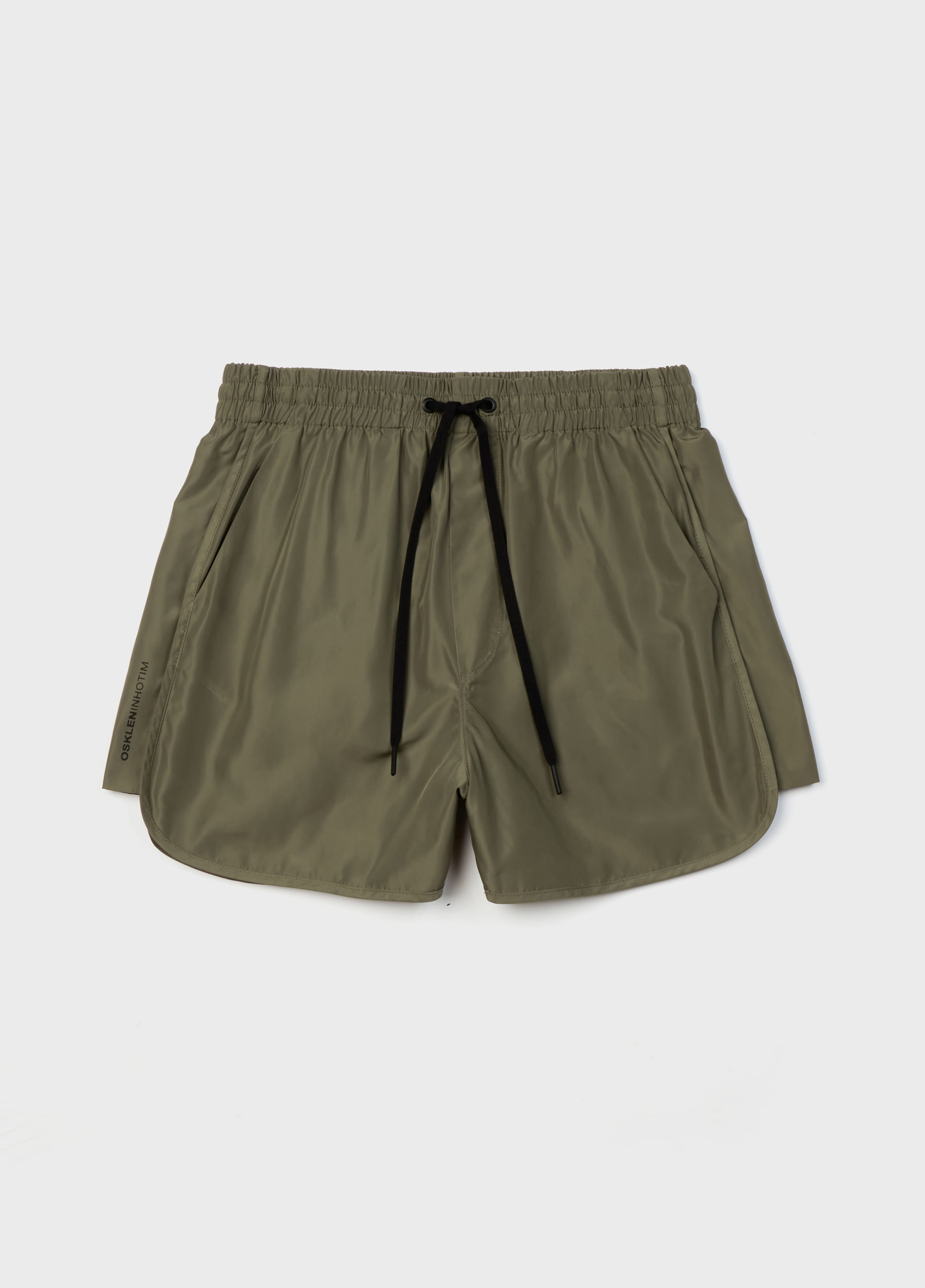 Short superlight inhotim