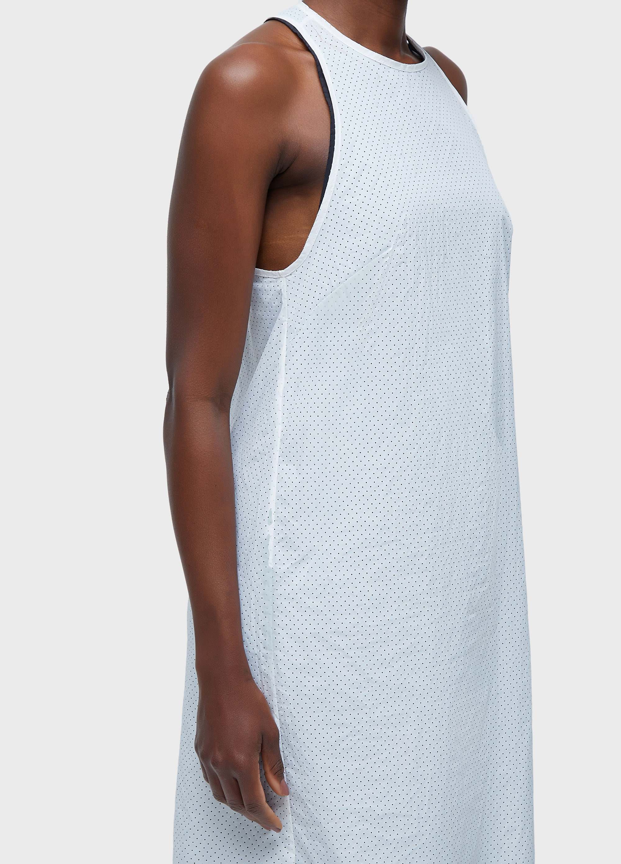 Vestido superlight microfuros