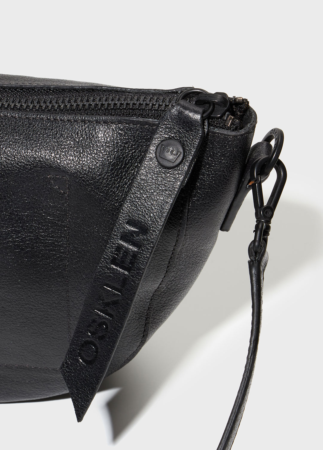 Mini andiroba e leather