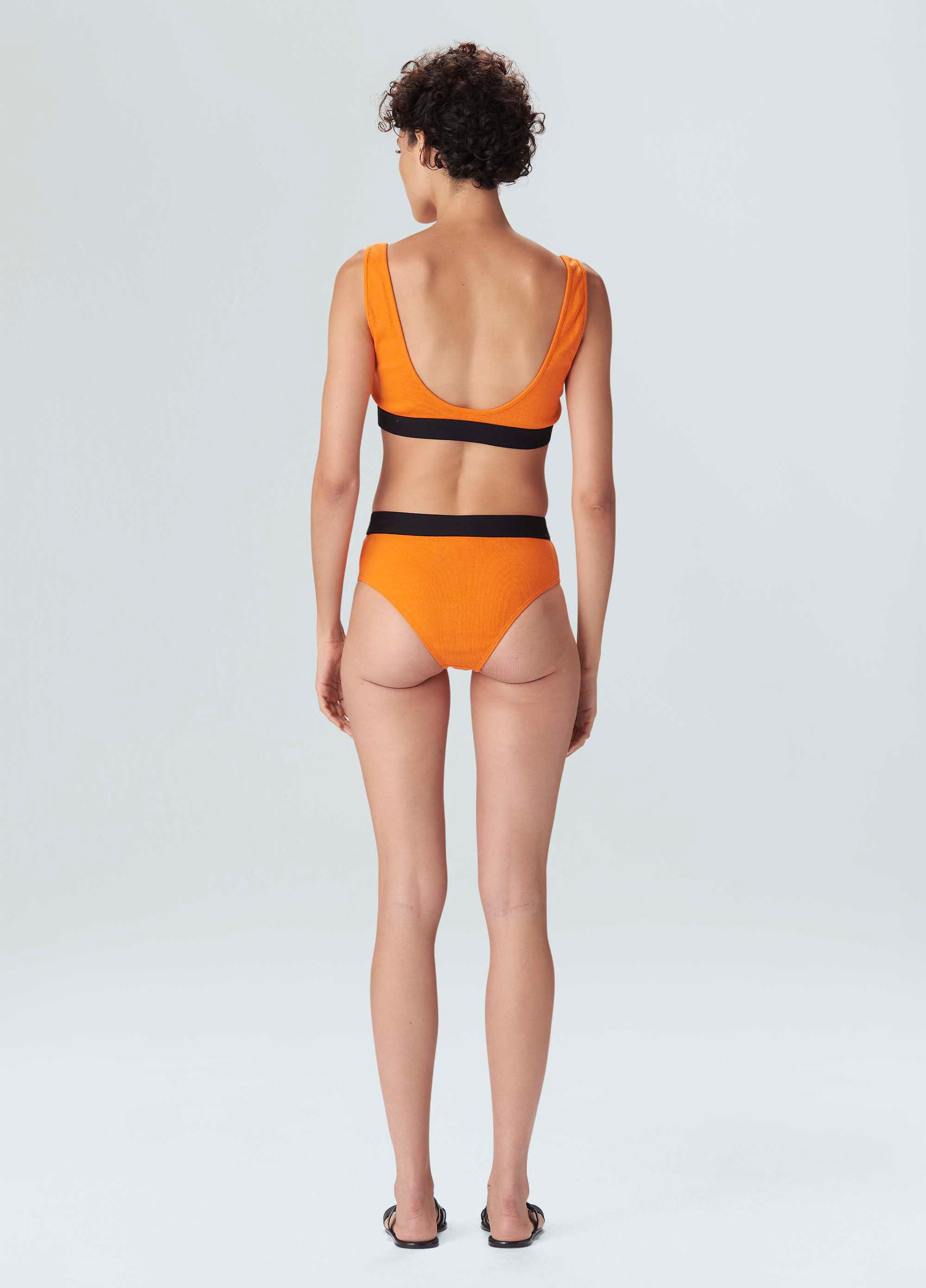 Conjunto rib surfing