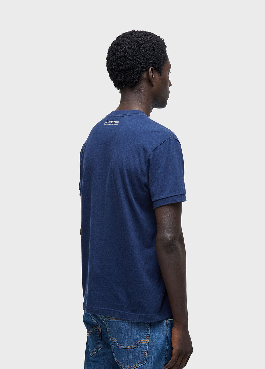 T-shirt andes college
