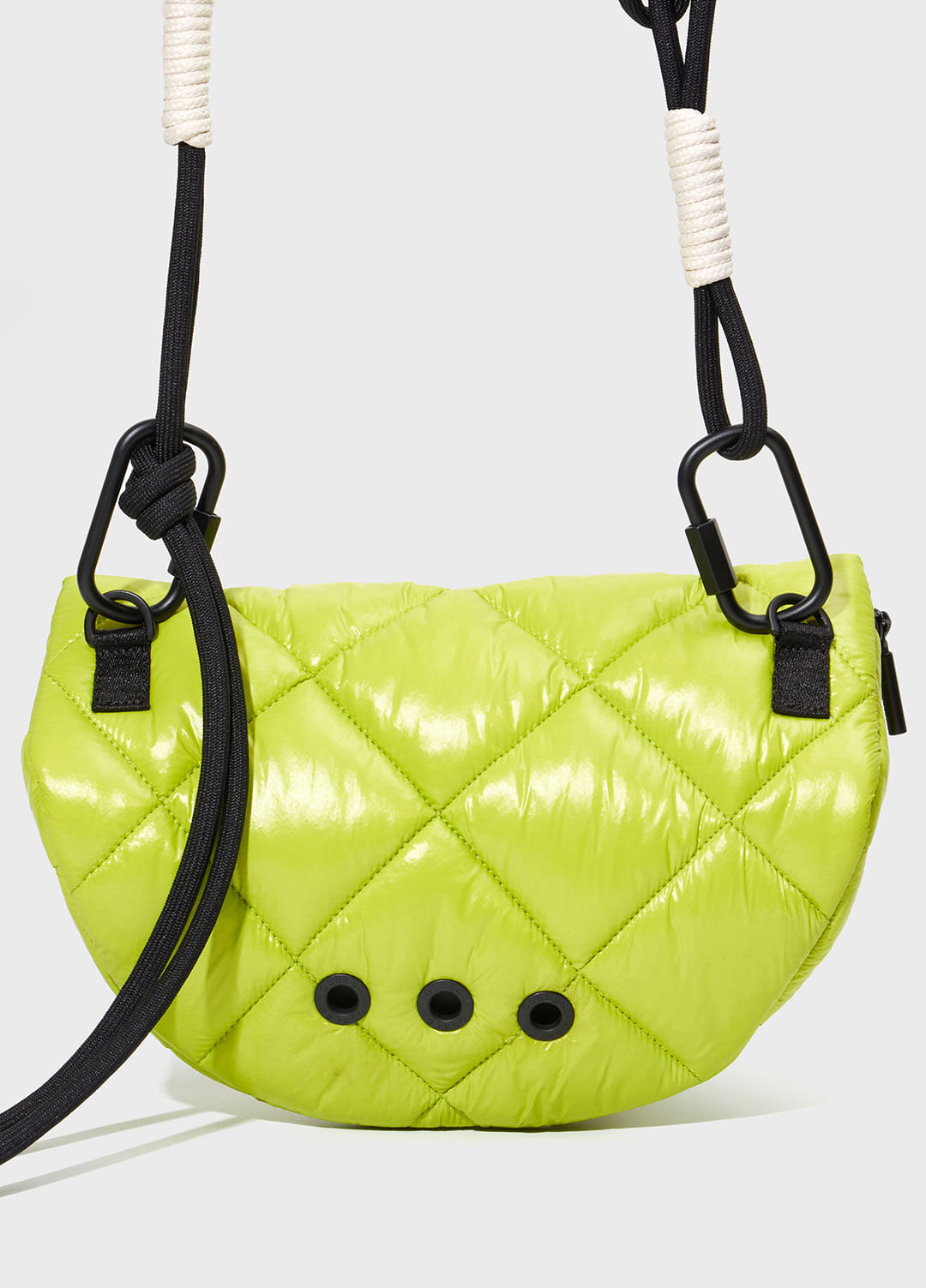 Bolsa pochete matelassê