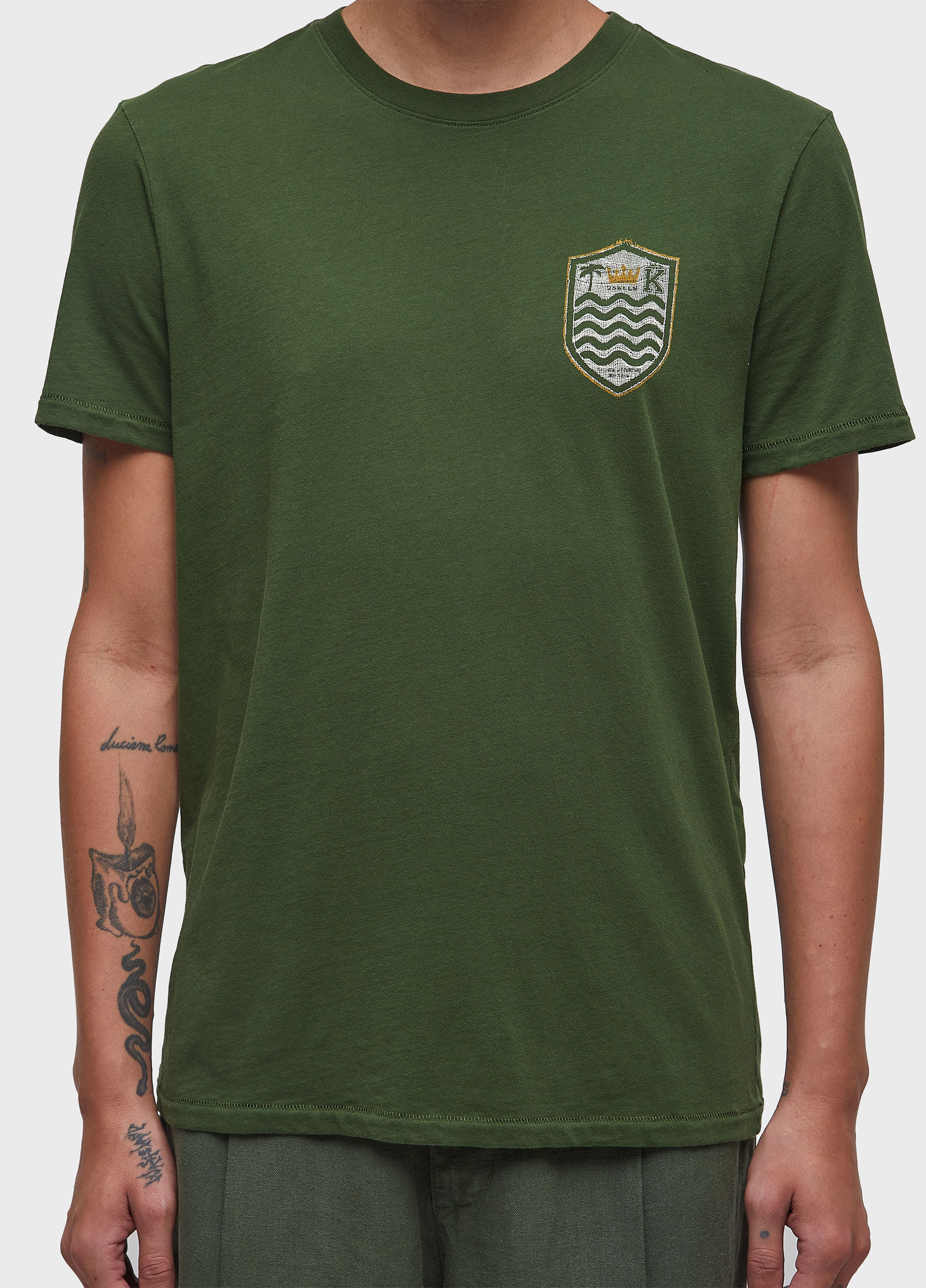 T-shirt soft used brasão gaze