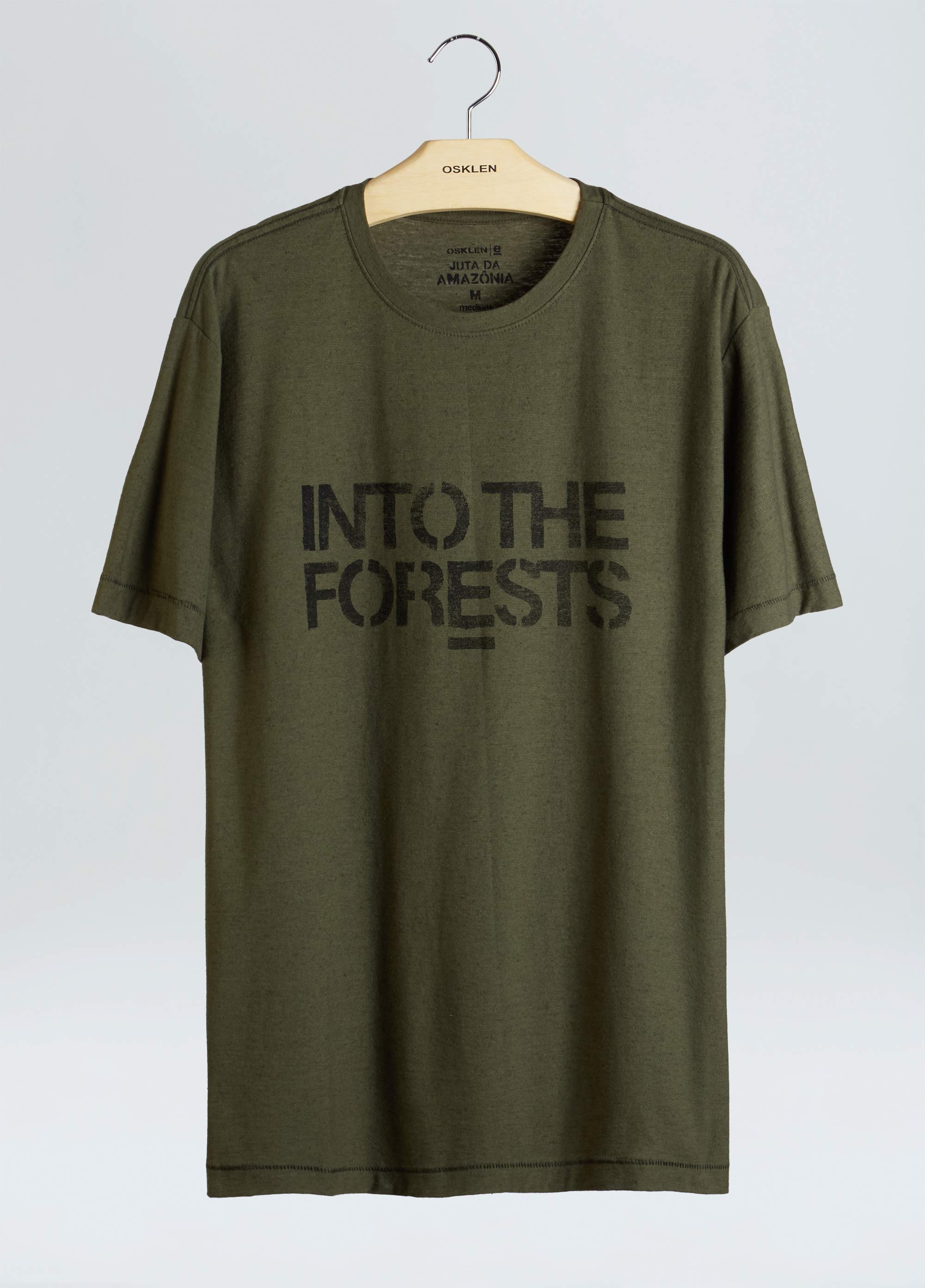 T-shirt juta into the forest