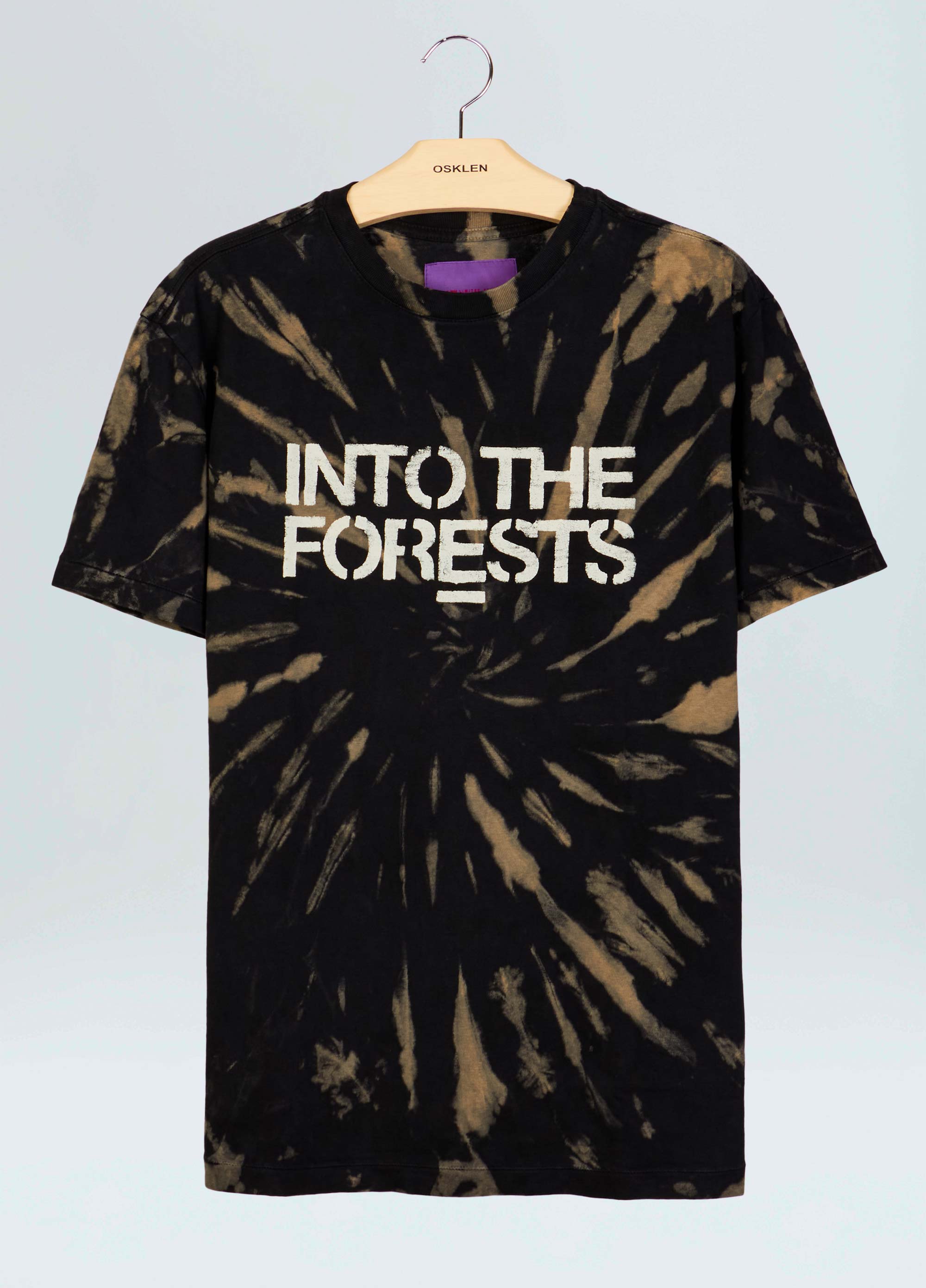 T-shirt tie dye into the forests