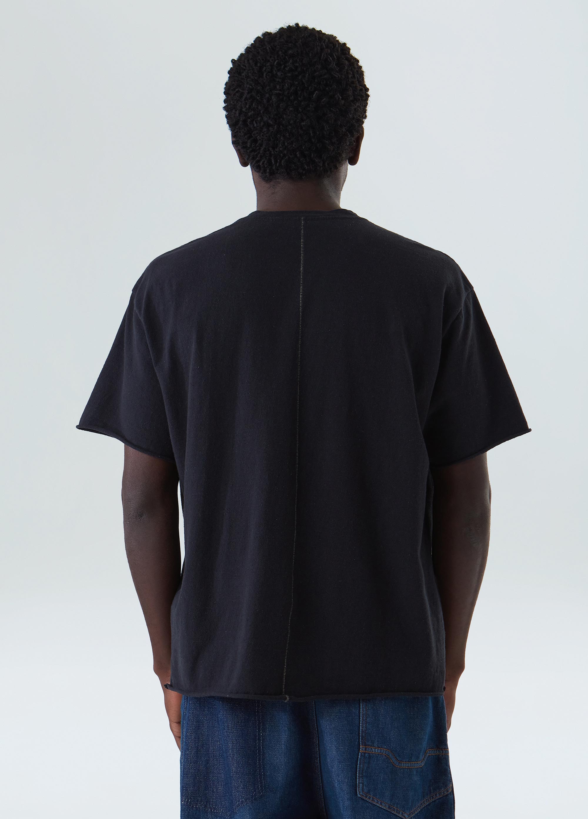 T-shirt over back cut