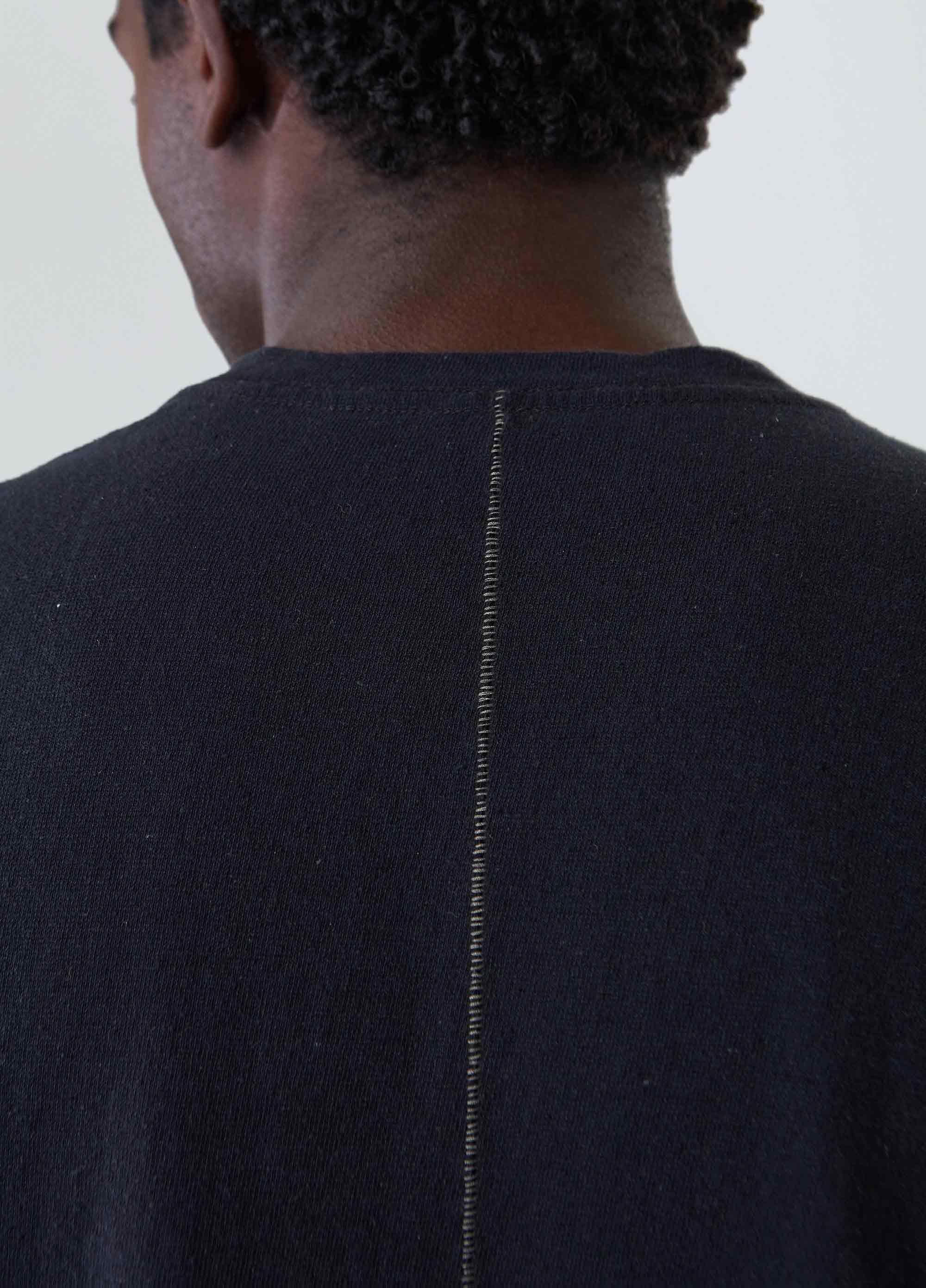 T-shirt over back cut