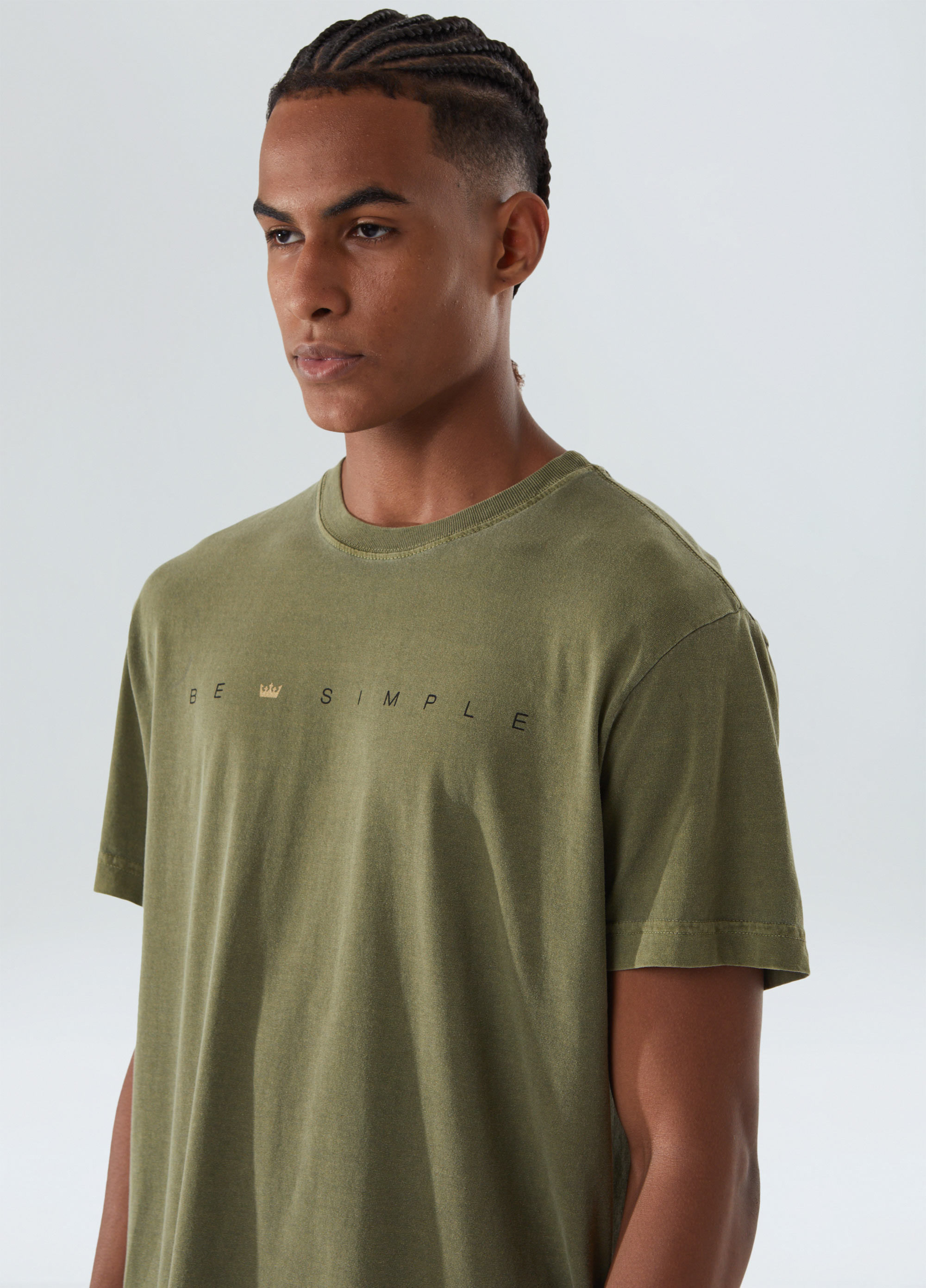 T-shirt stone be simple