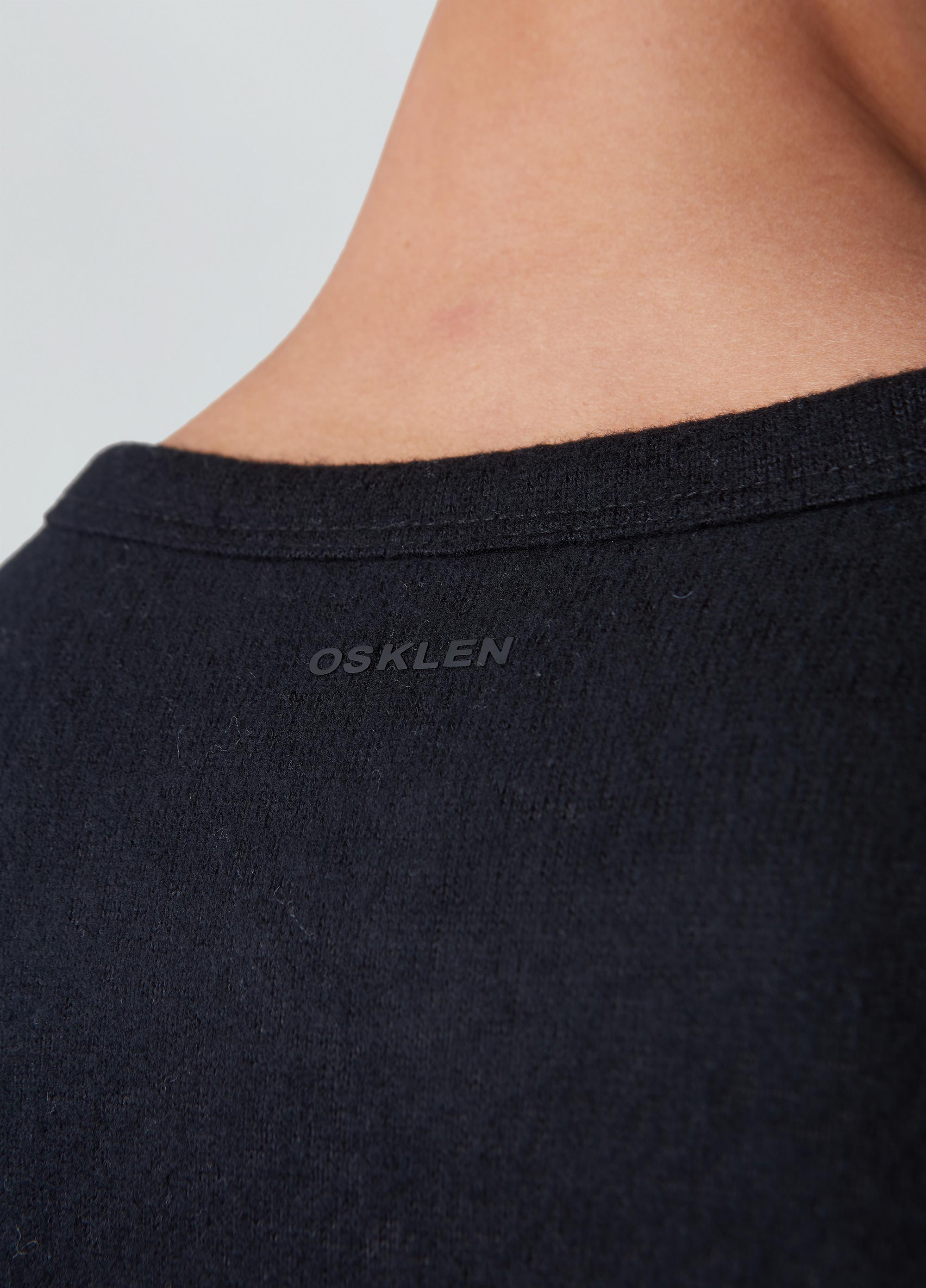T-shirt touch
