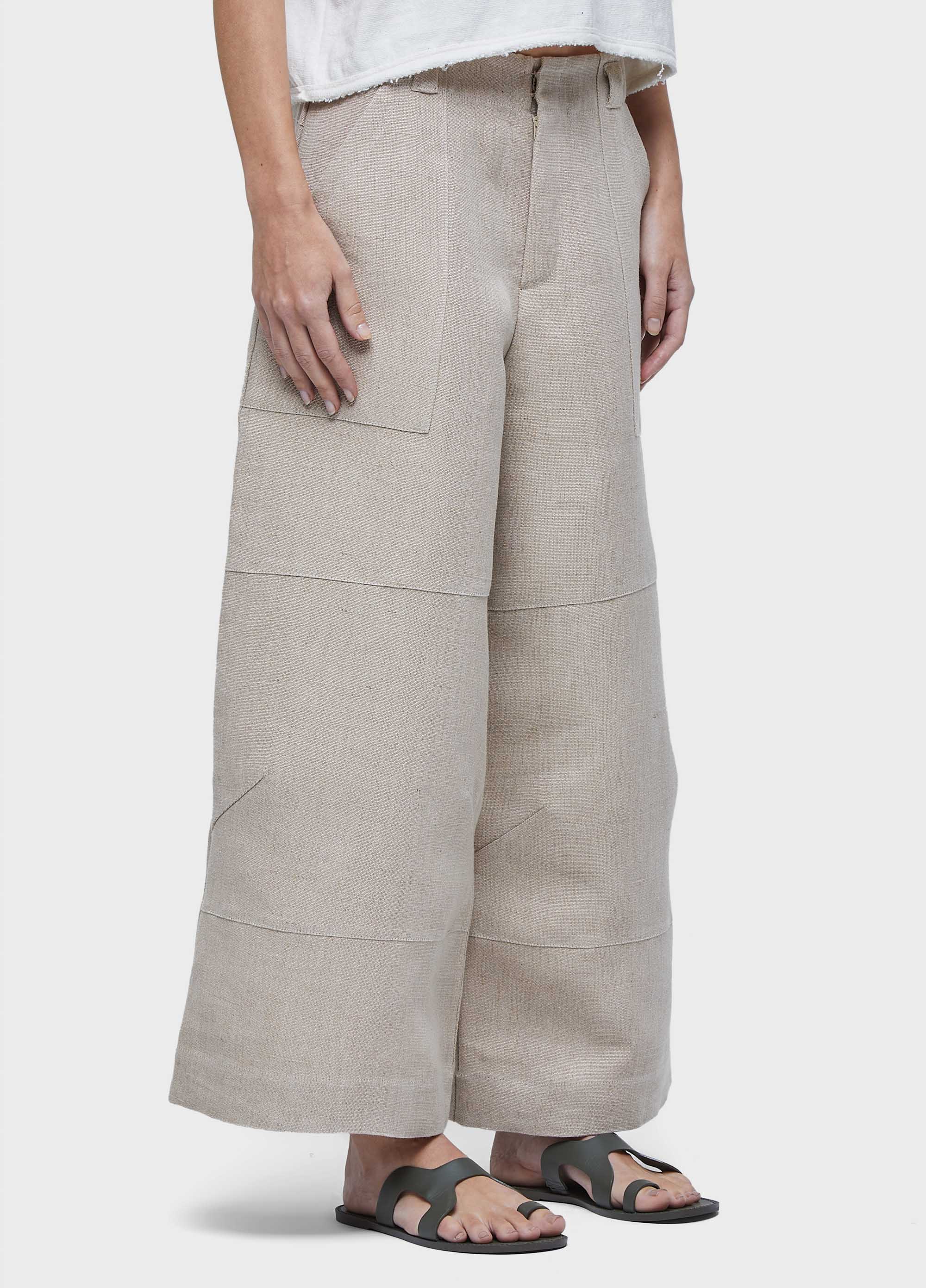 Calça recortes juta