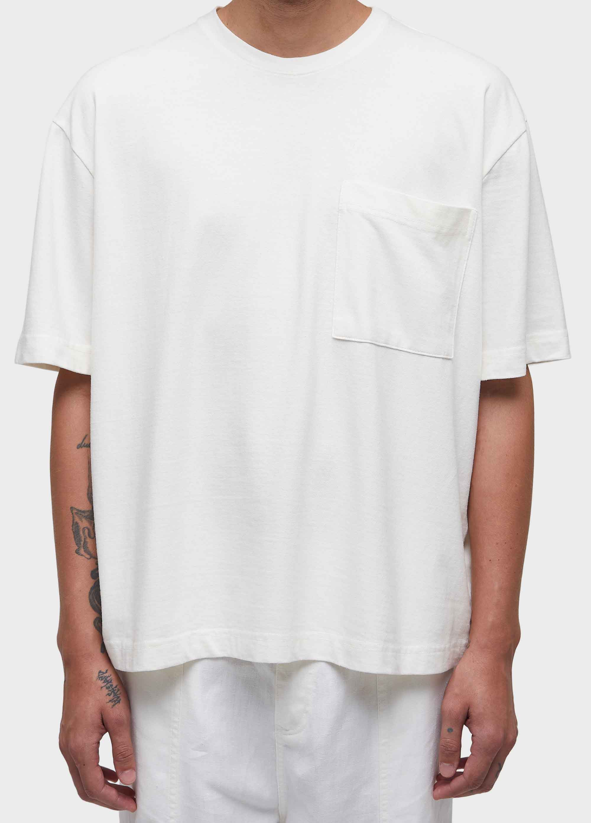 T-shirt pocket over