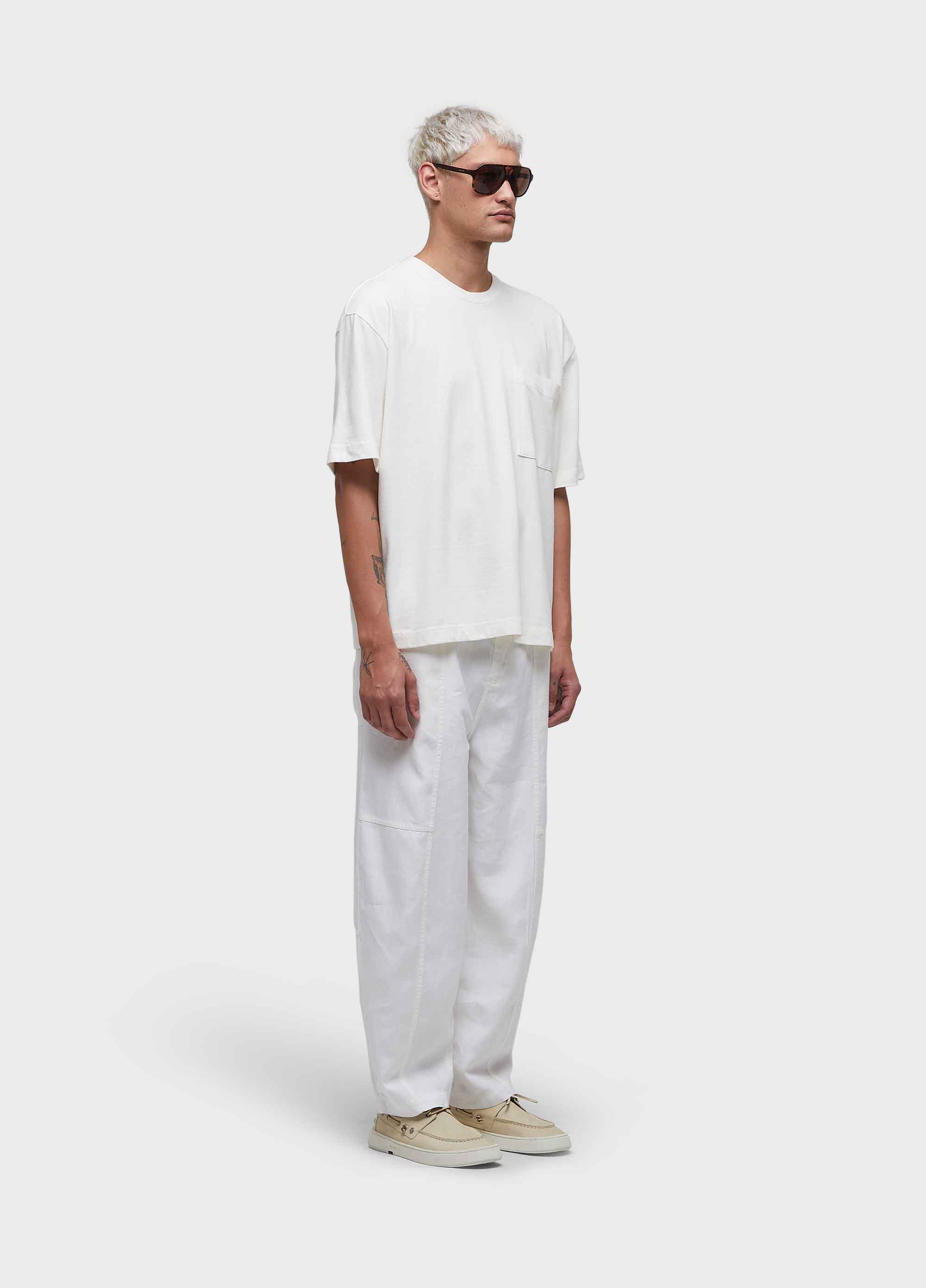 T-shirt pocket over