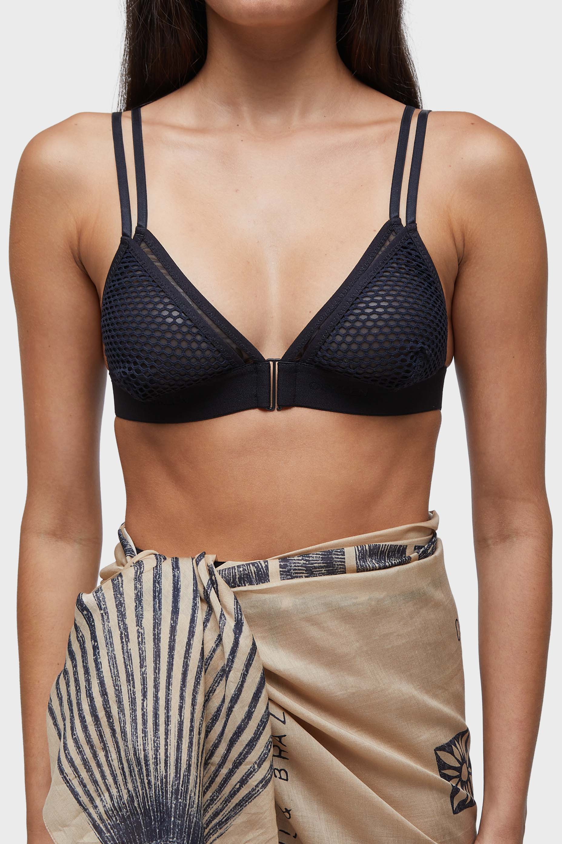 Top under MIX tela e tule