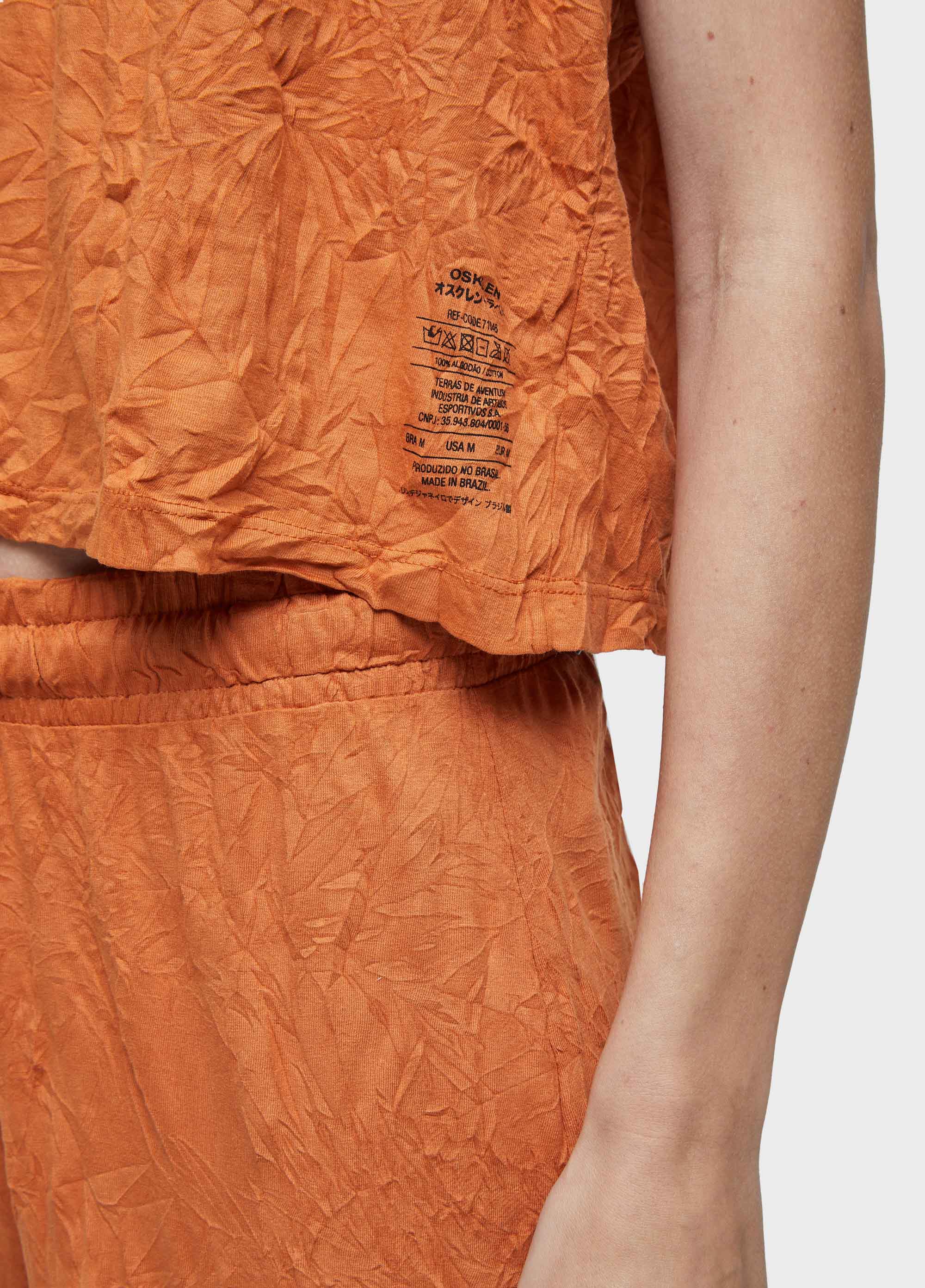 Sleeveless  wrinkled color