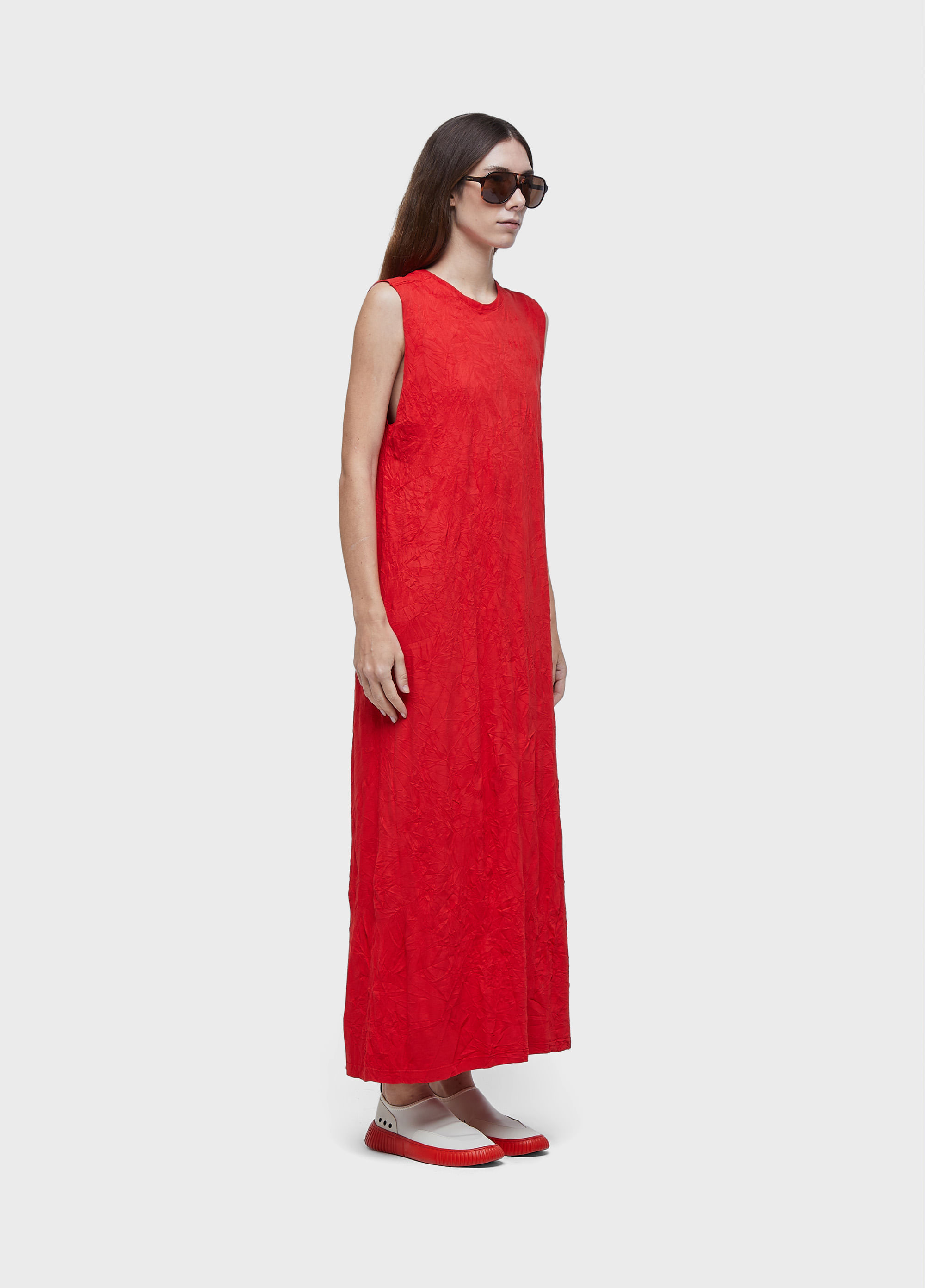 Vestido sleeveless wrinkled color