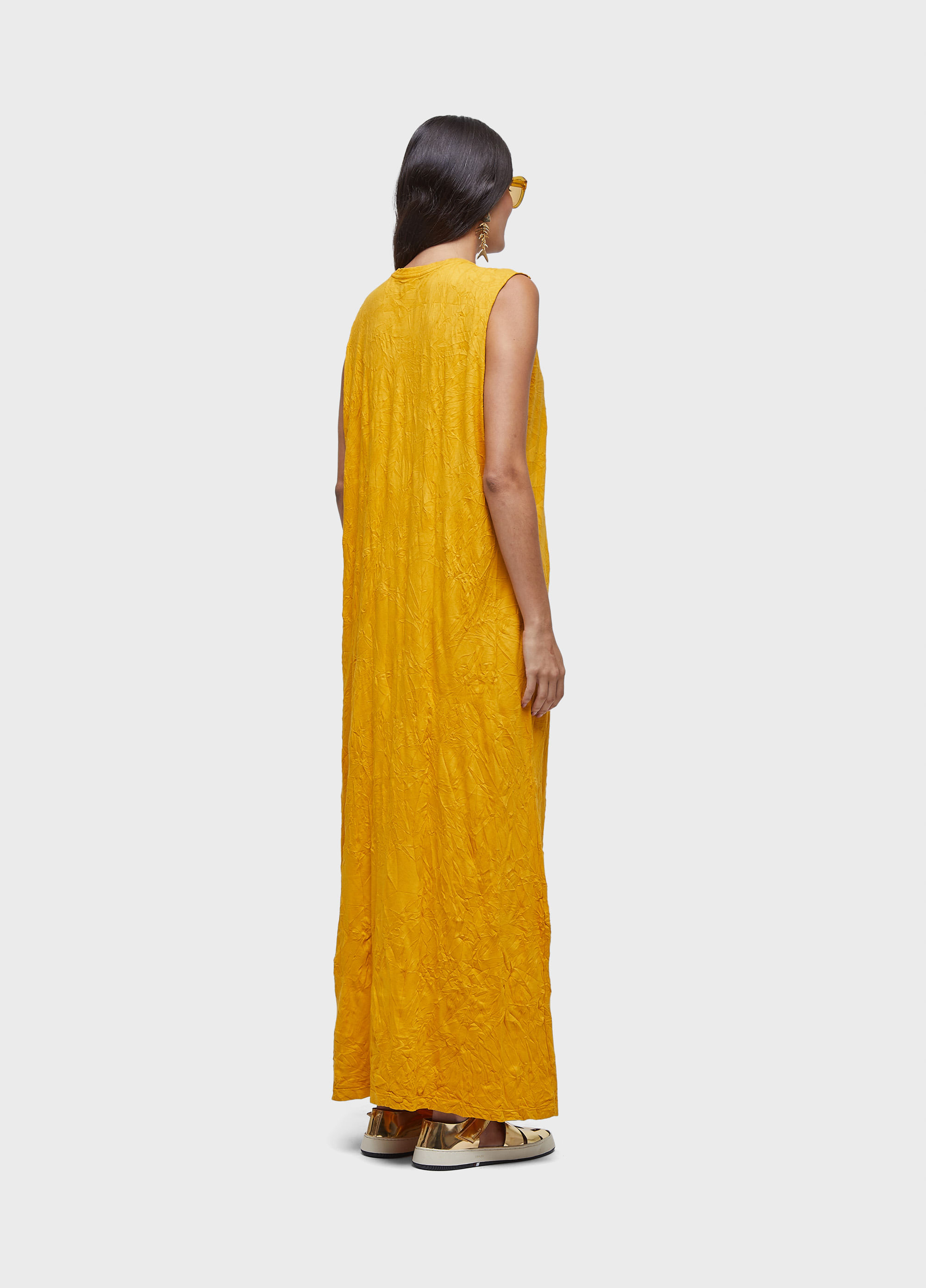 Vestido sleeveless wrinkled color