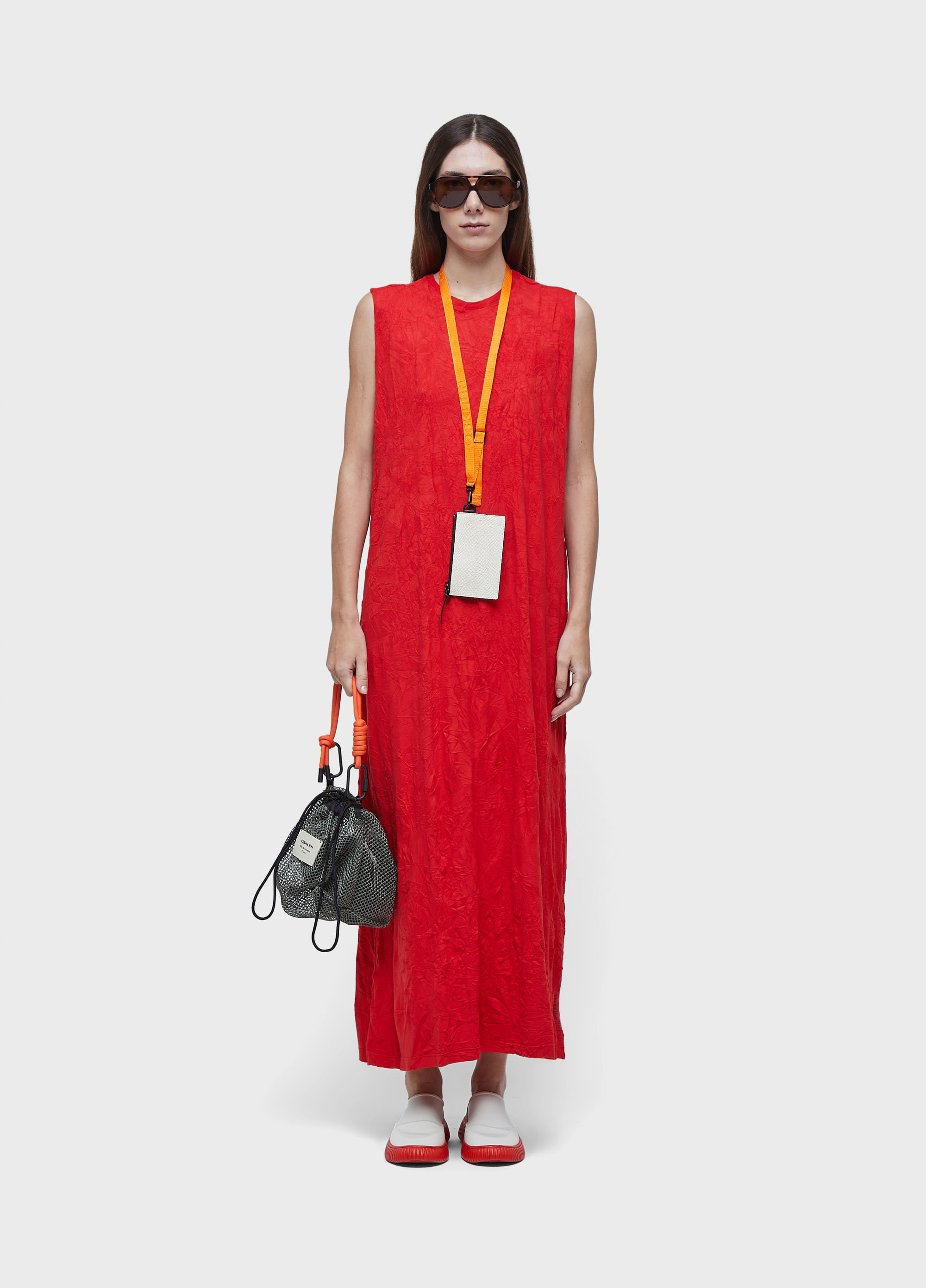 Vestido sleeveless wrinkled color
