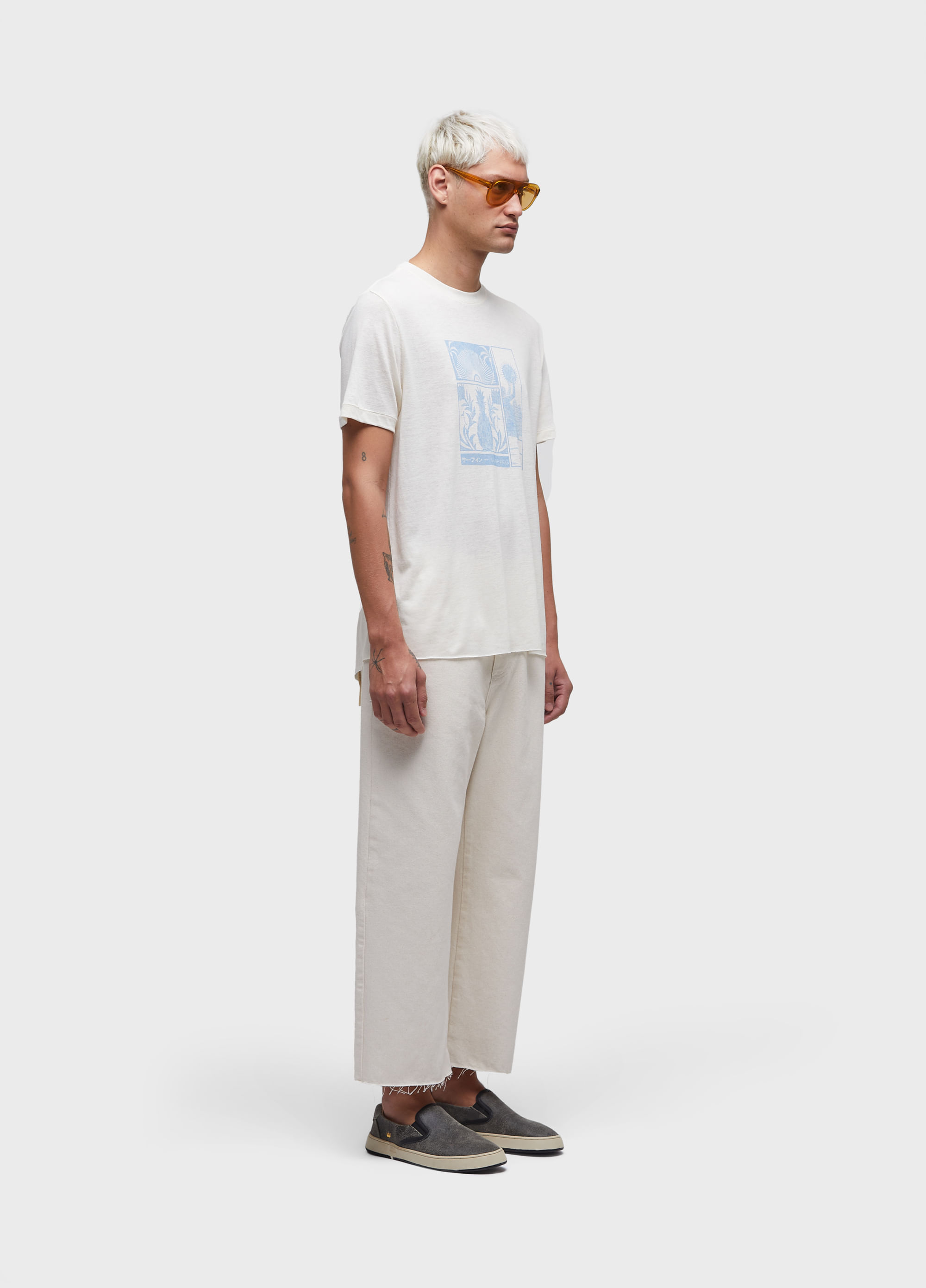 T-shirt light linen stamp